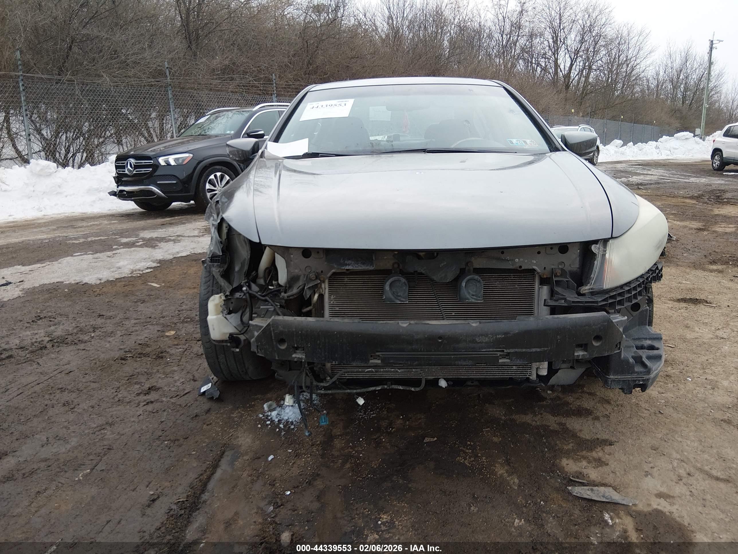 HONDA ACCORD image 6