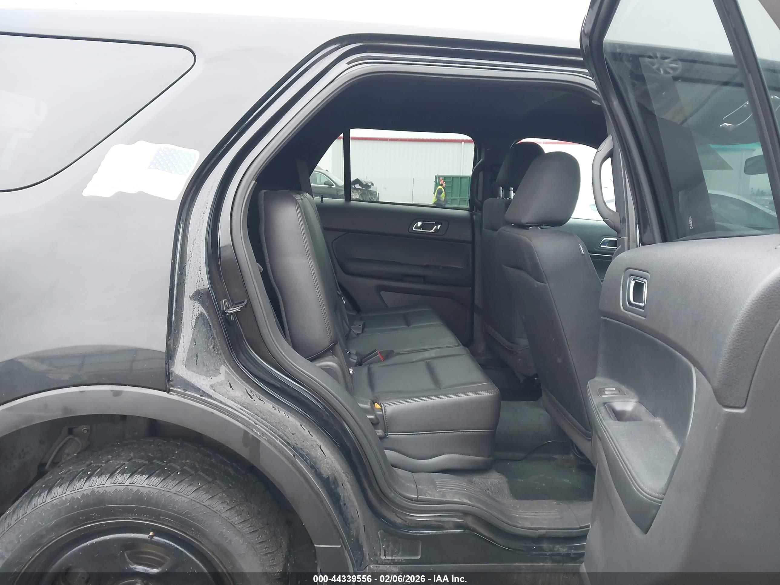 FORD UTILITY image 8