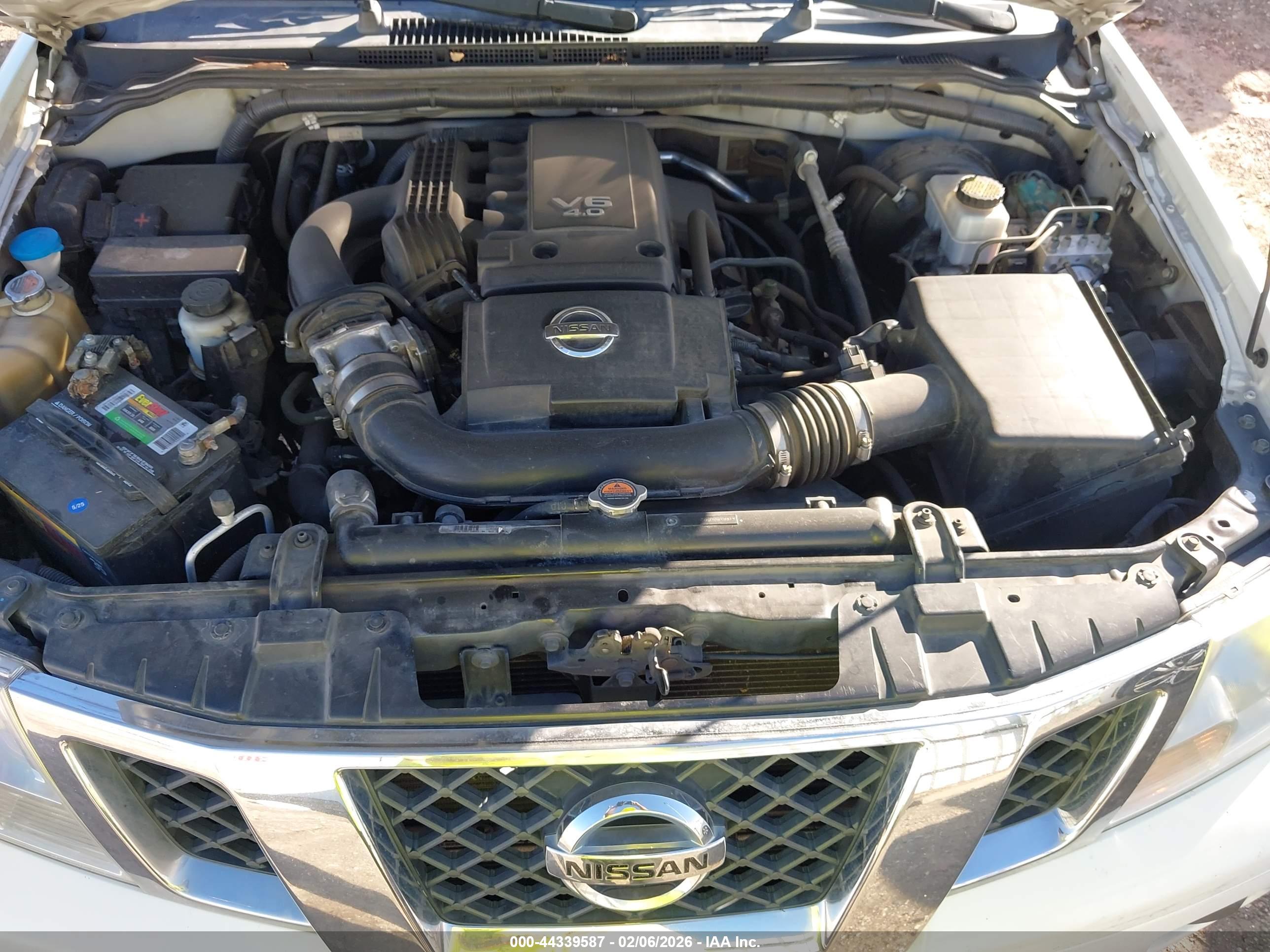 NISSAN FRONTIER image 10