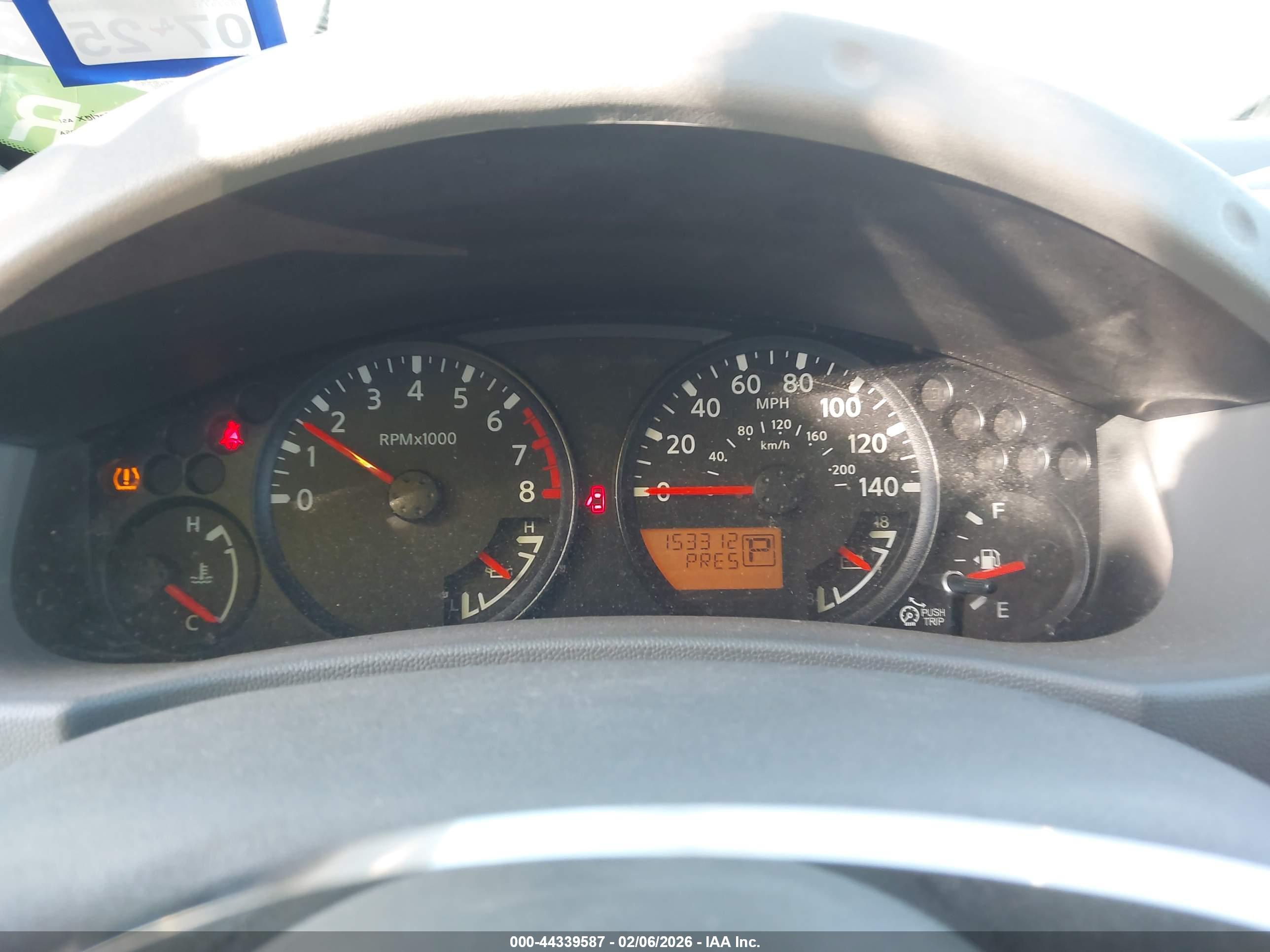 NISSAN FRONTIER image 7