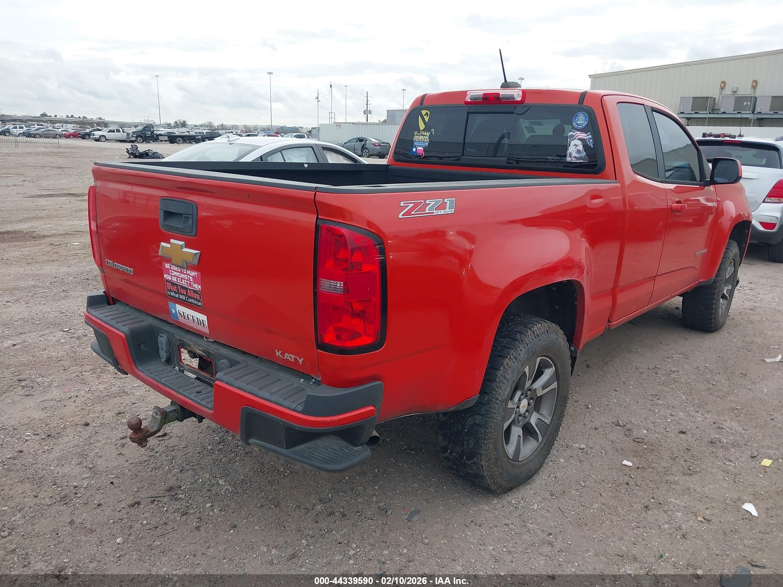 CHEVROLET COLORADO image 4