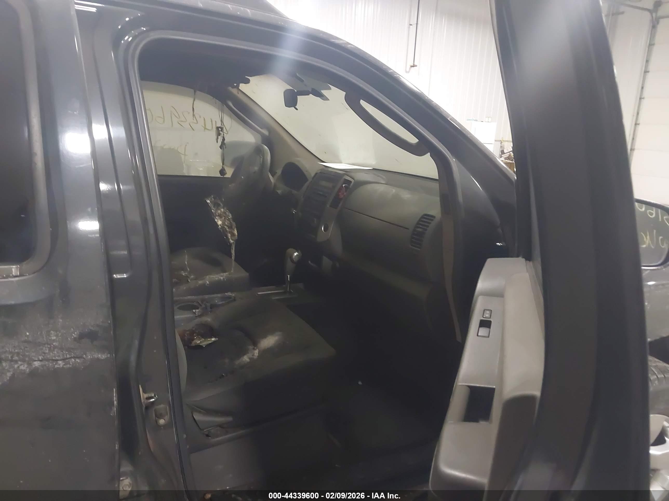 NISSAN XTERRA image 5