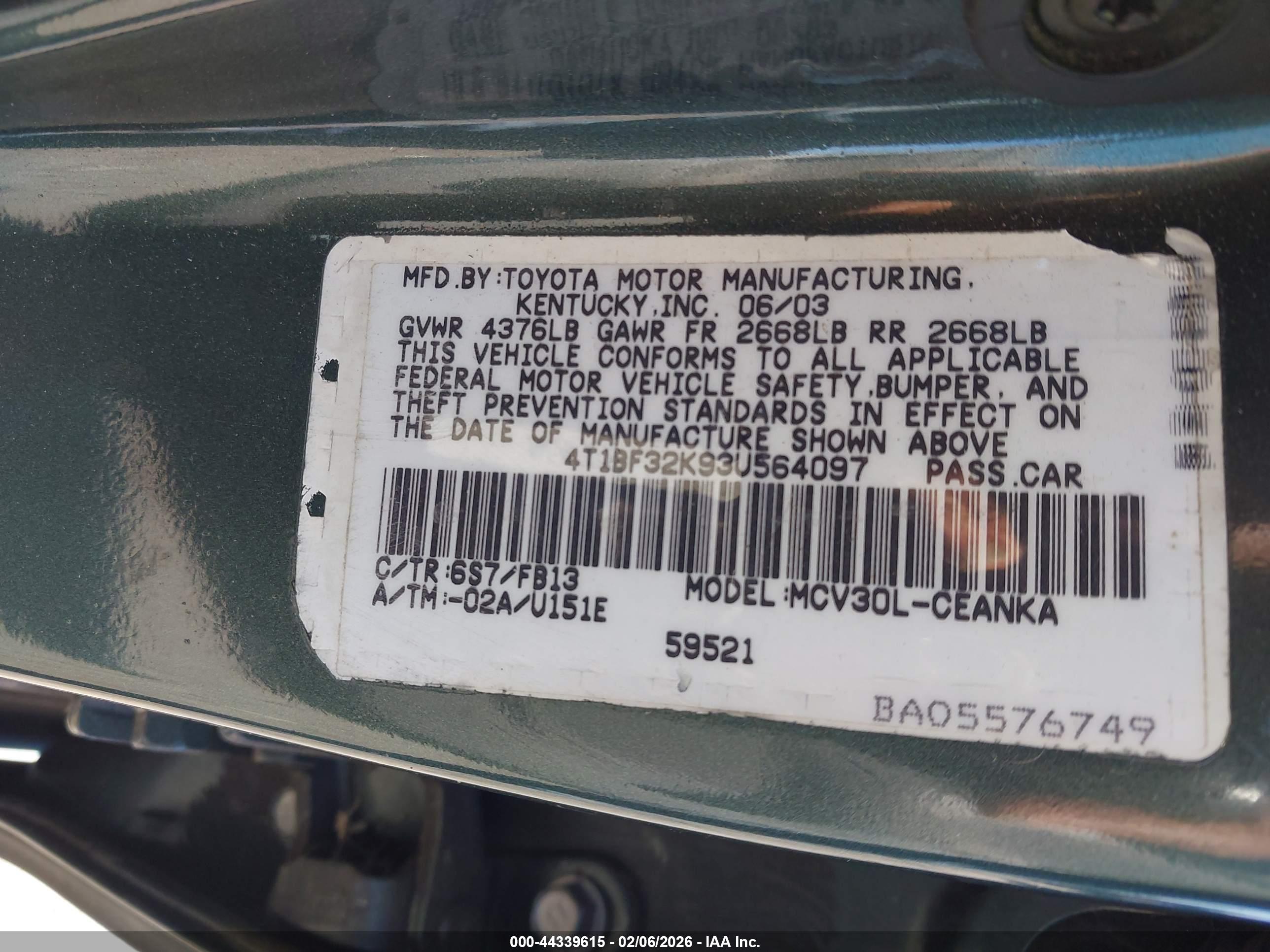 TOYOTA CAMRY image 9