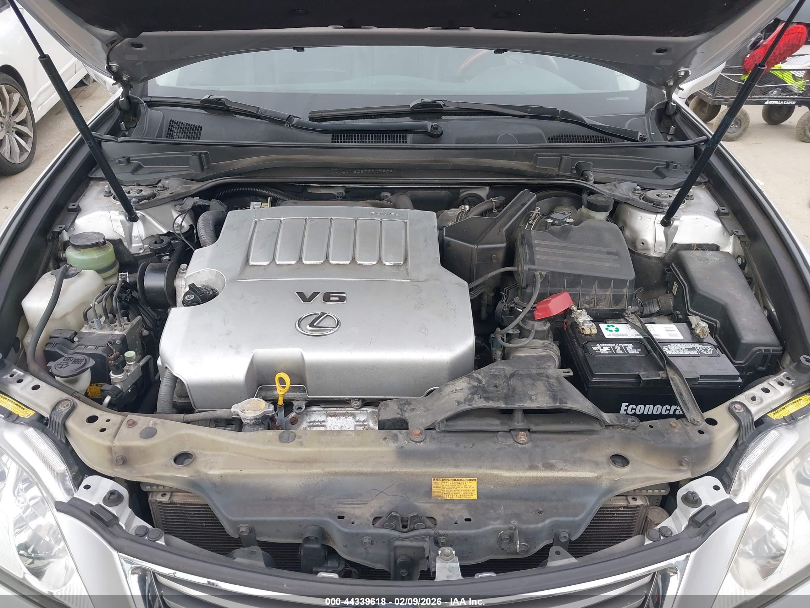 LEXUS ES image 10