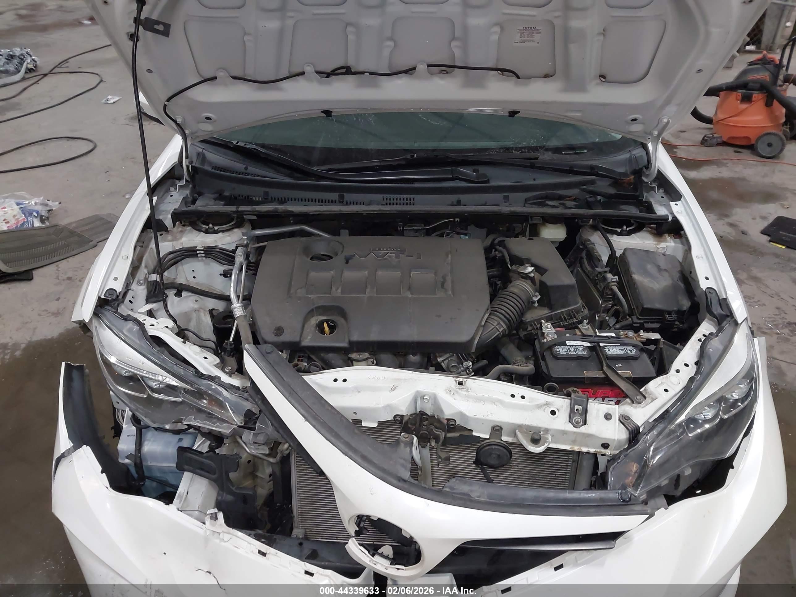 TOYOTA COROLLA image 10