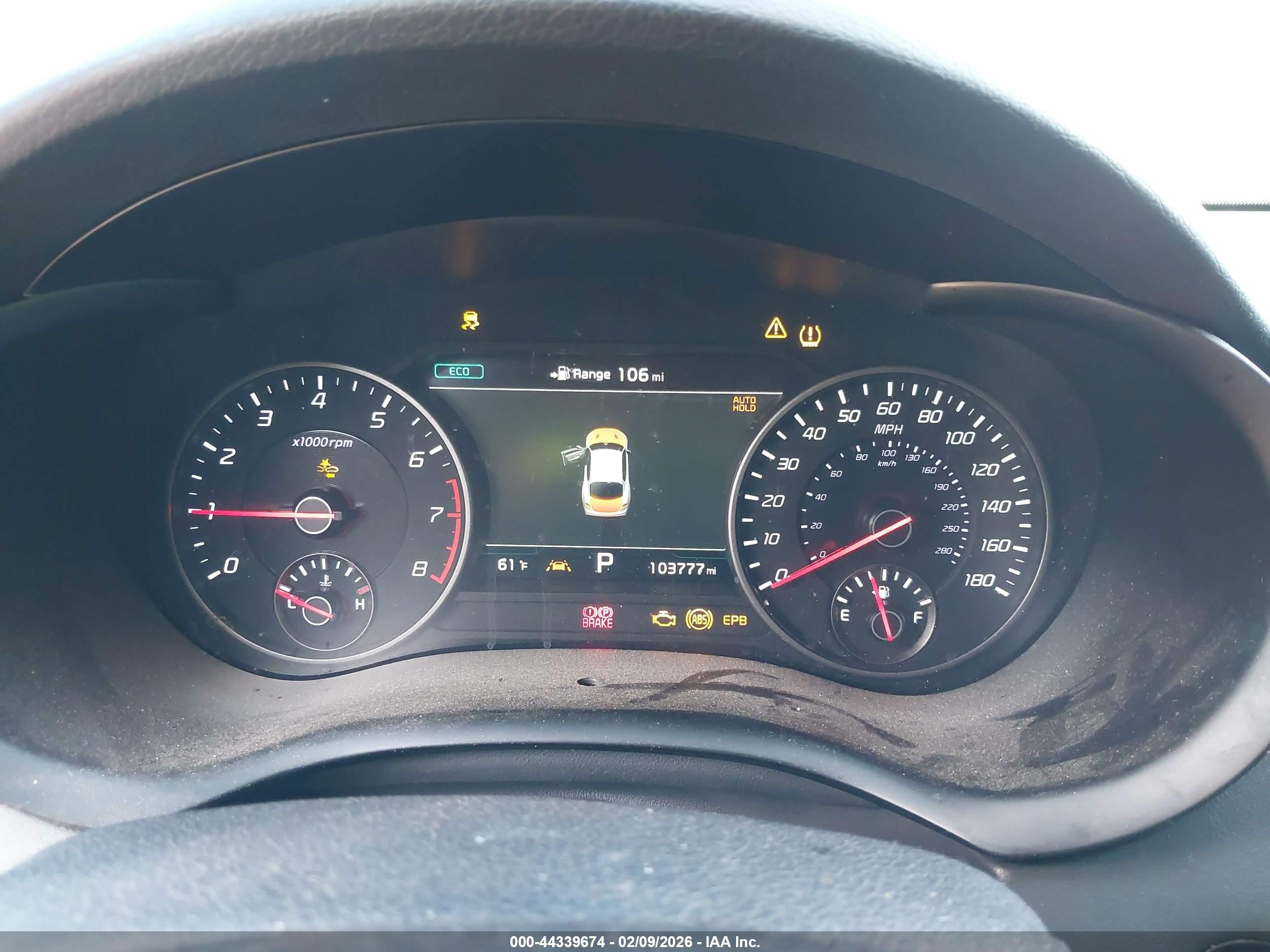 KIA STINGER image 7