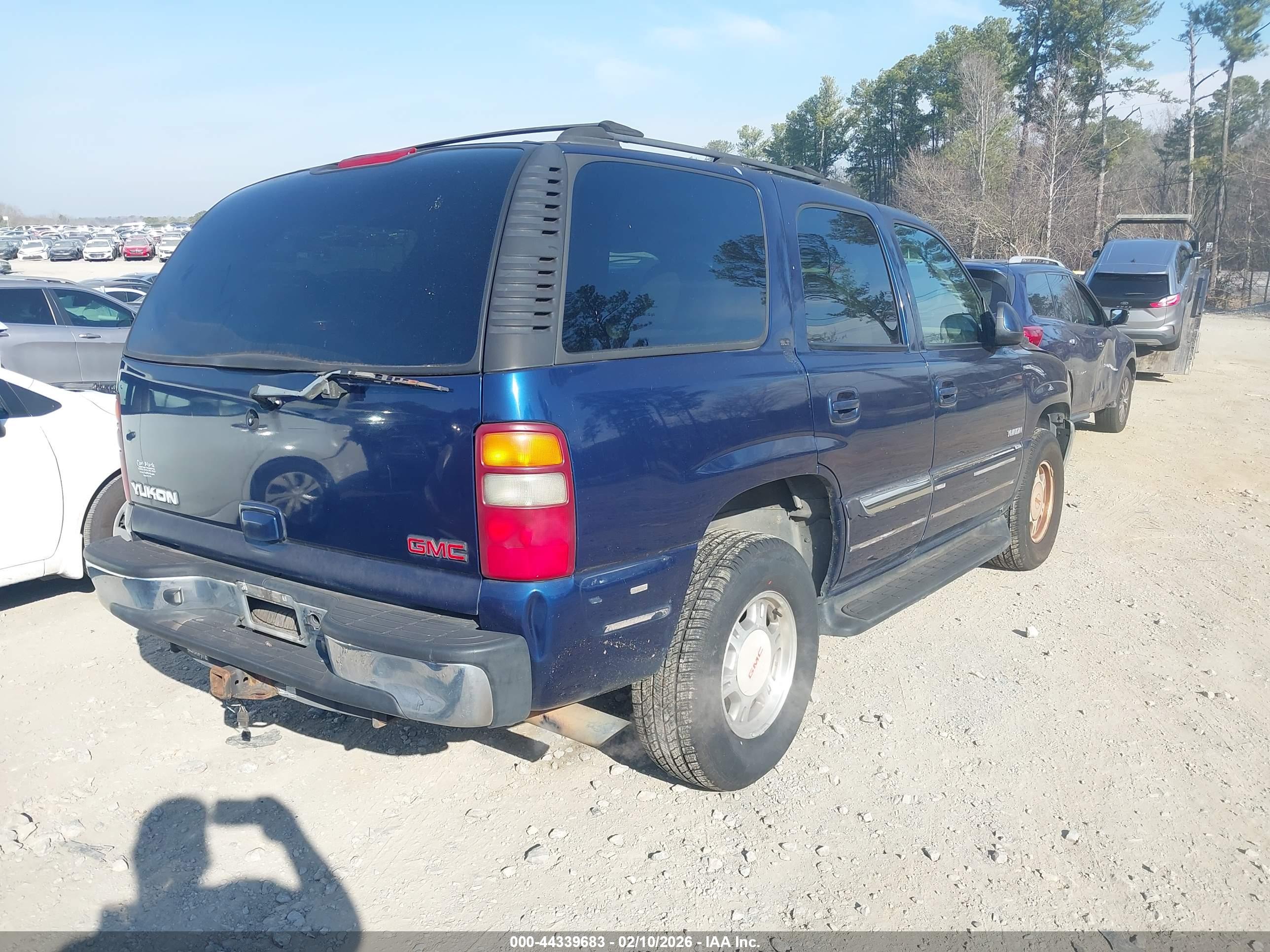 GMC YUKON image 4