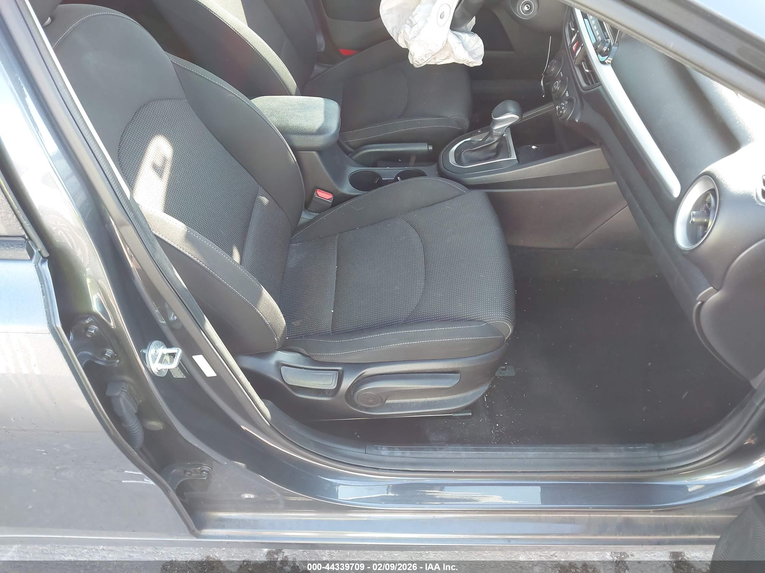 KIA FORTE image 5