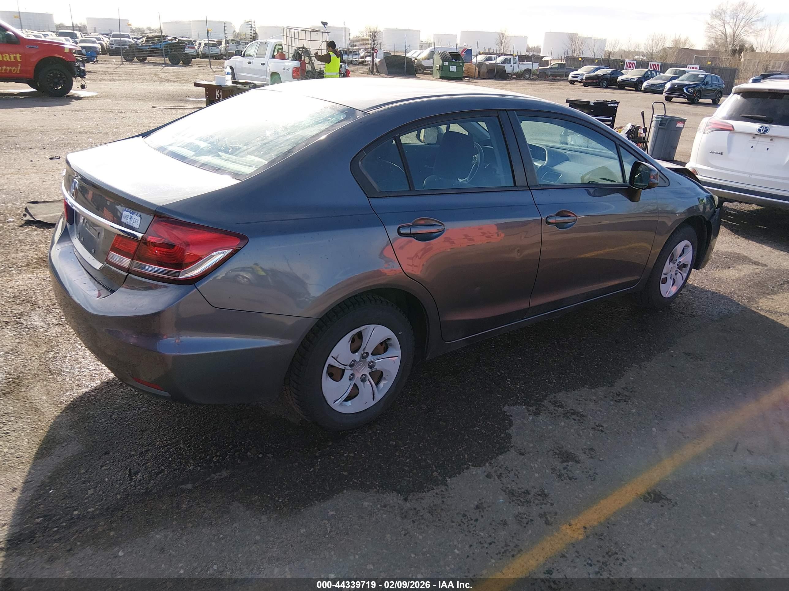 HONDA CIVIC image 4