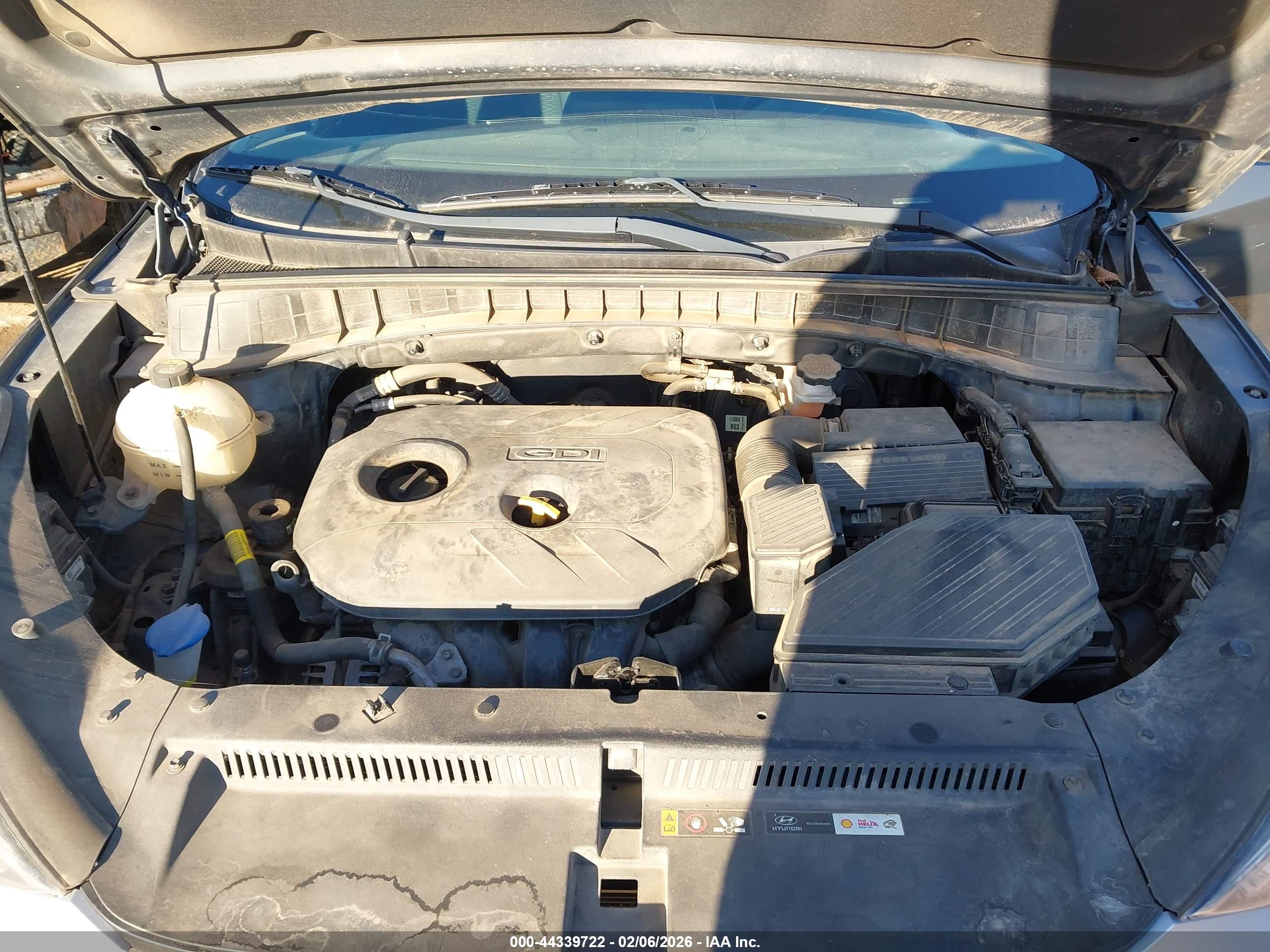 HYUNDAI TUCSON image 10