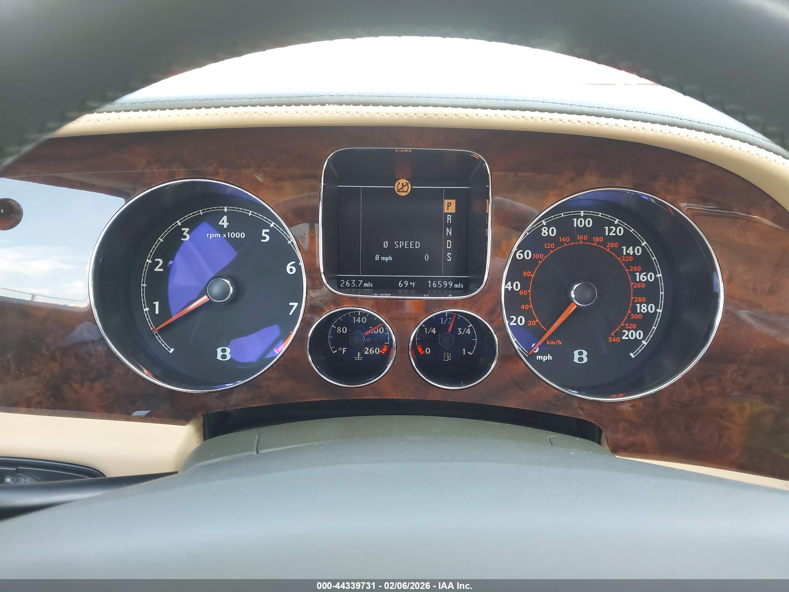 BENTLEY CONTINENTAL image 7