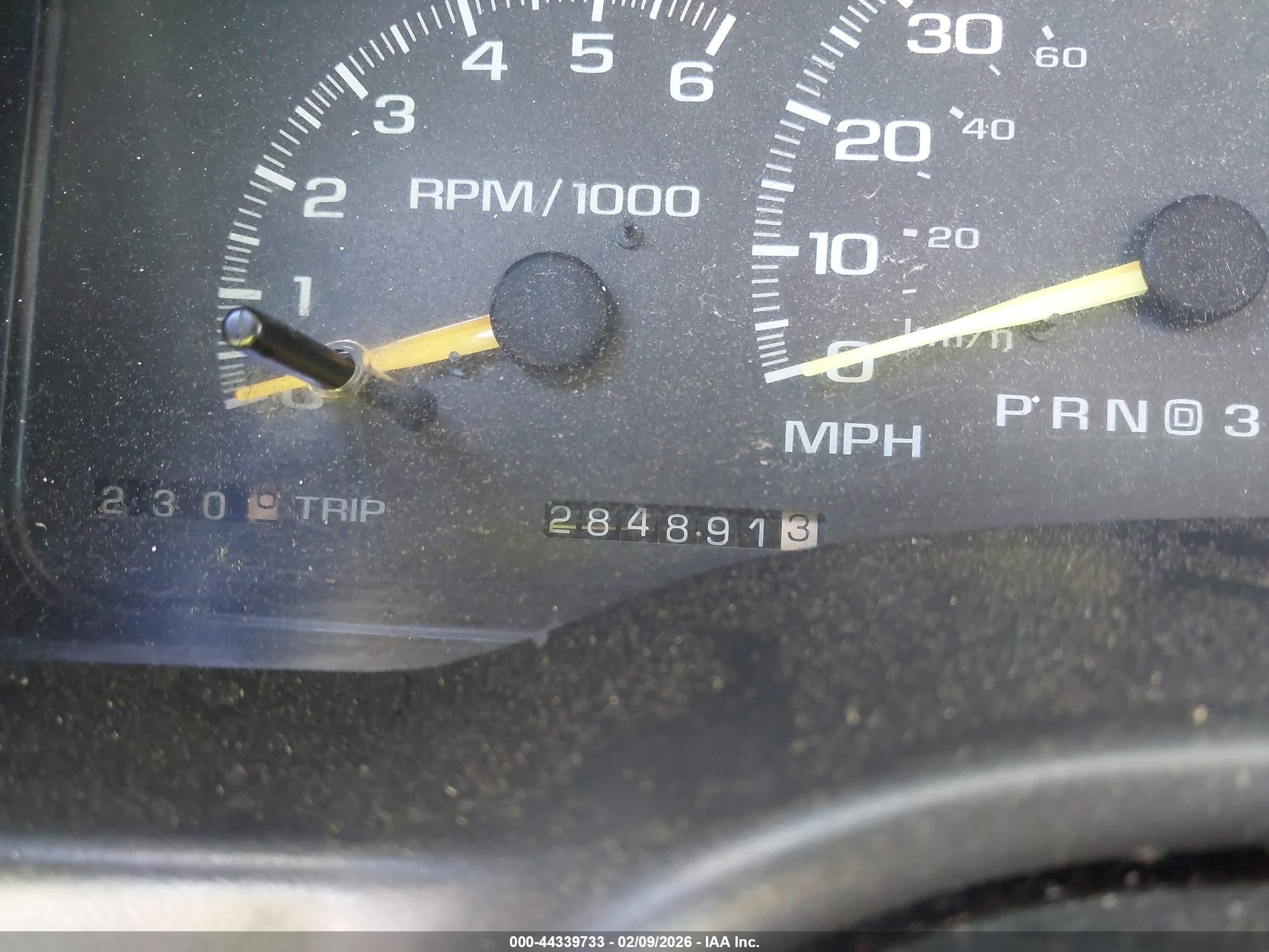 CHEVROLET C1500 image 7
