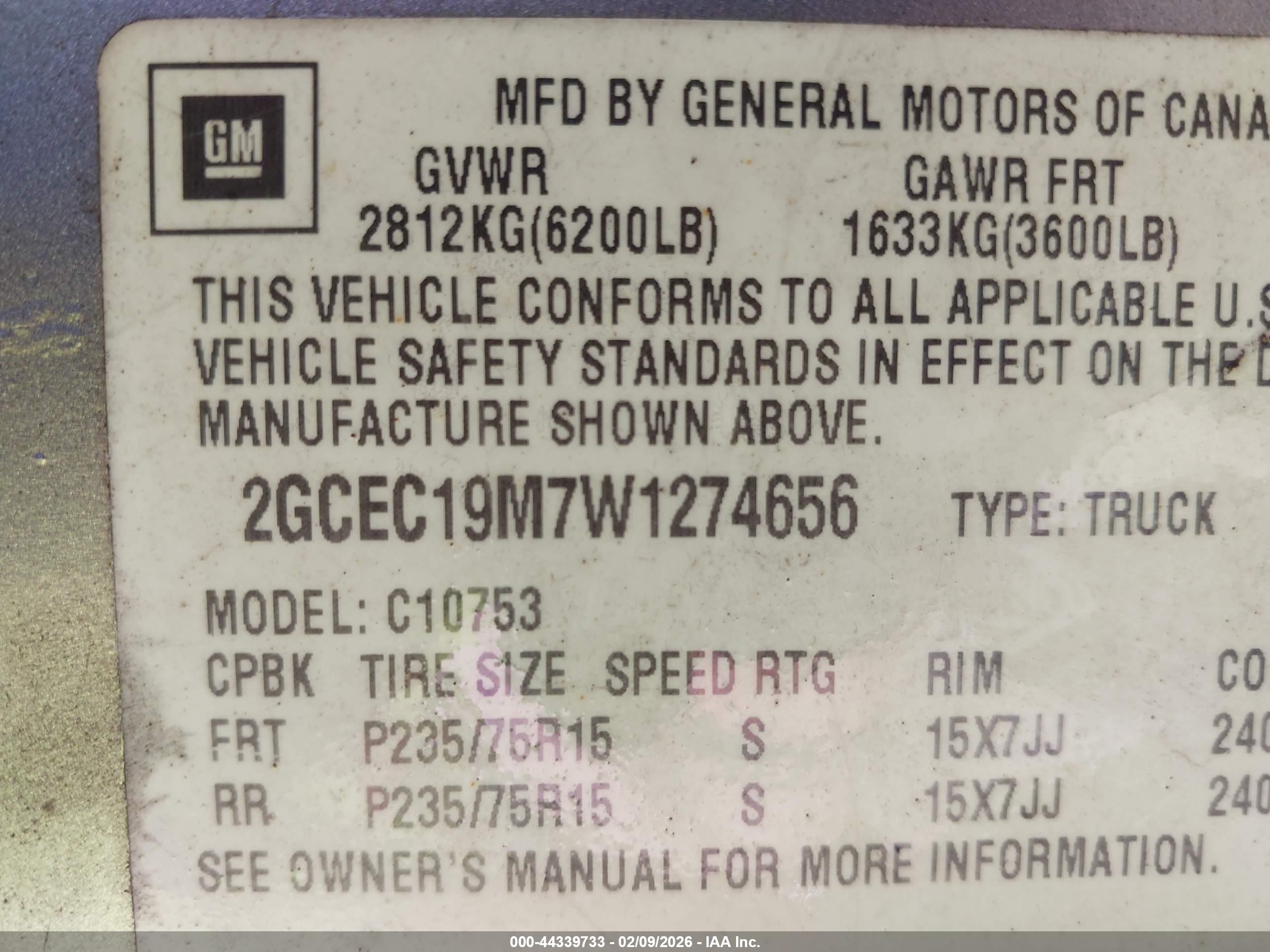 CHEVROLET C1500 image 9