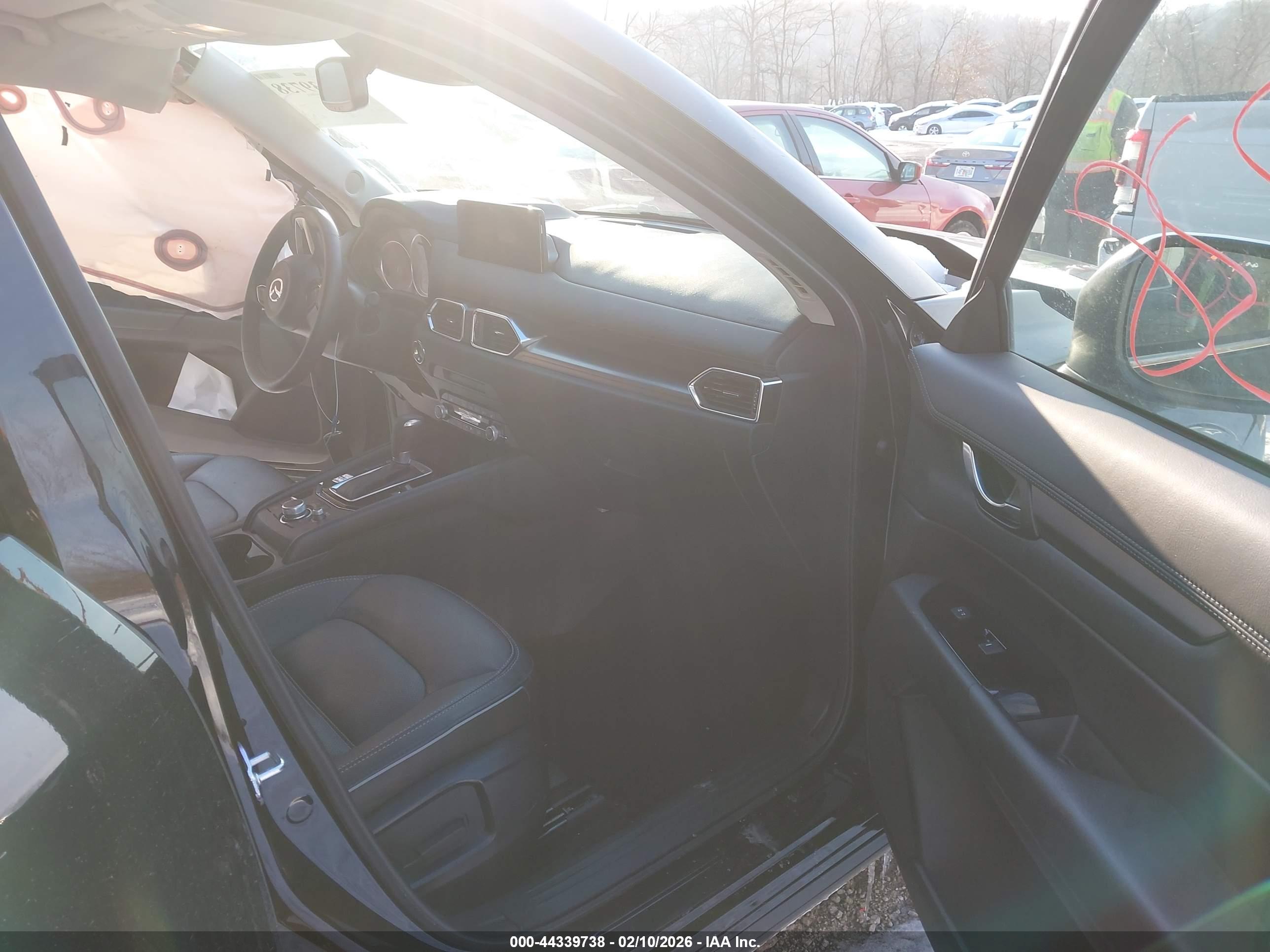 MAZDA CX-5 image 5
