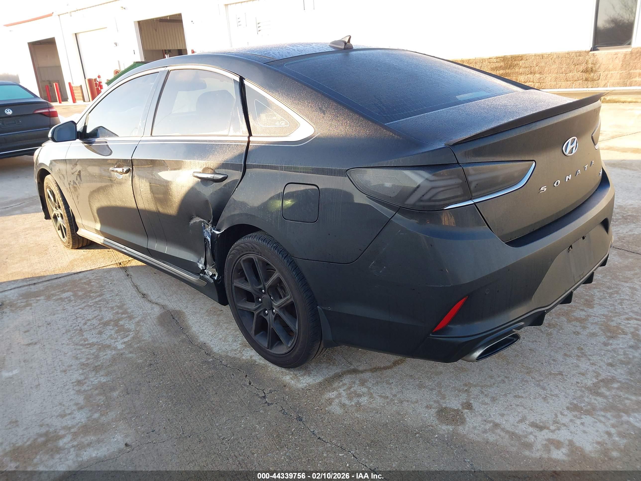 HYUNDAI SONATA image 3
