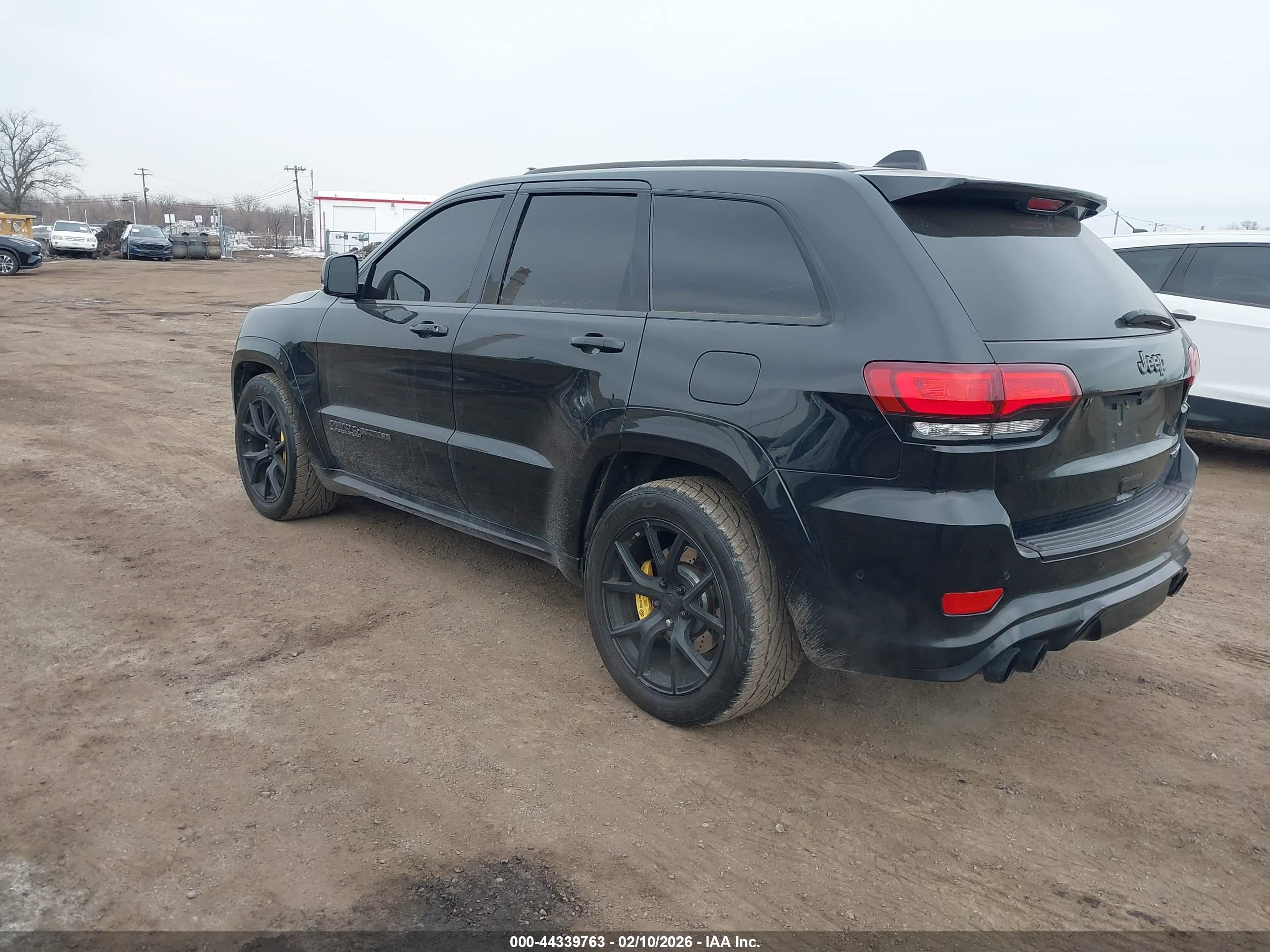 JEEP GRAND image 3