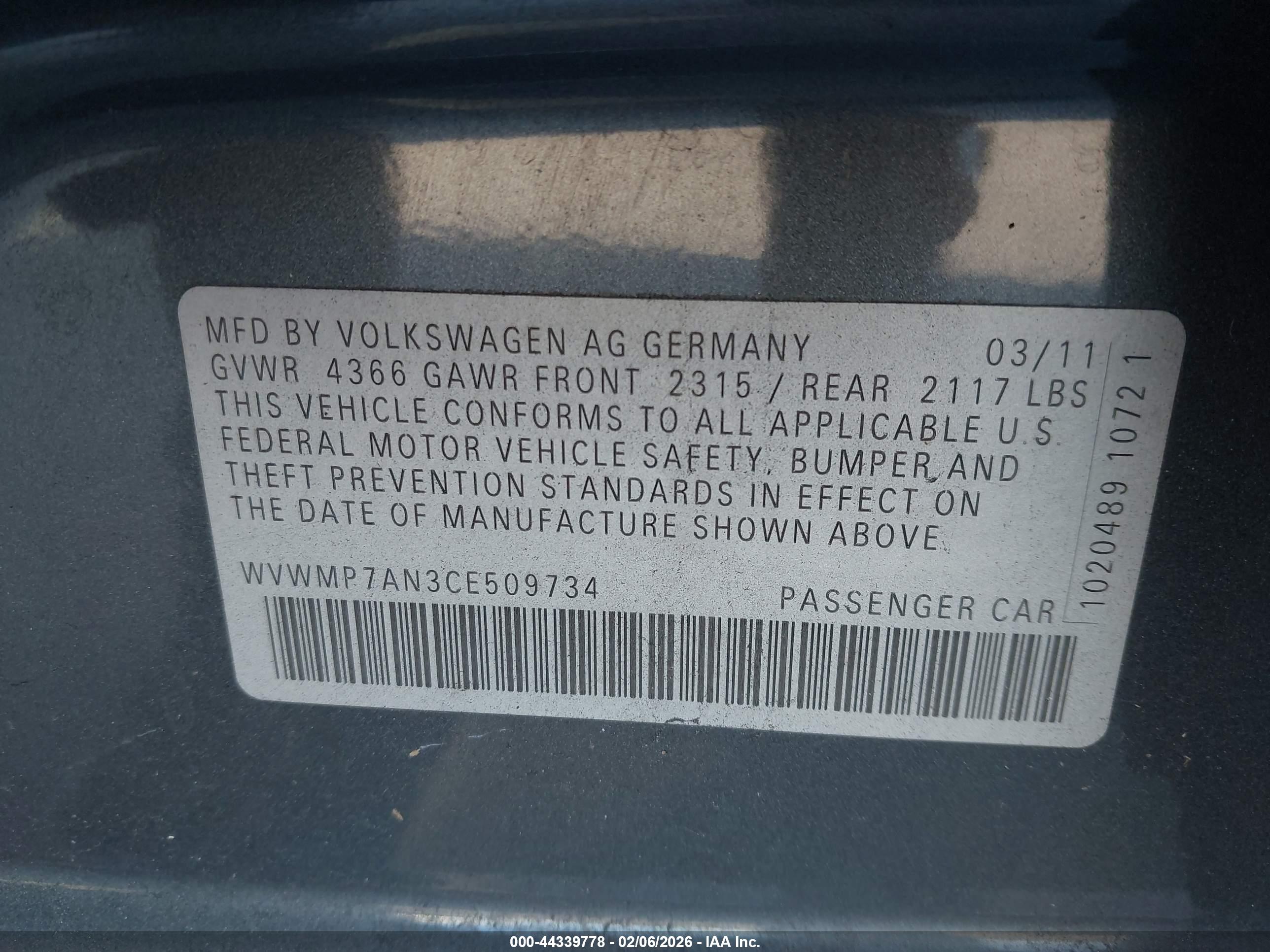 VOLKSWAGEN CC image 9