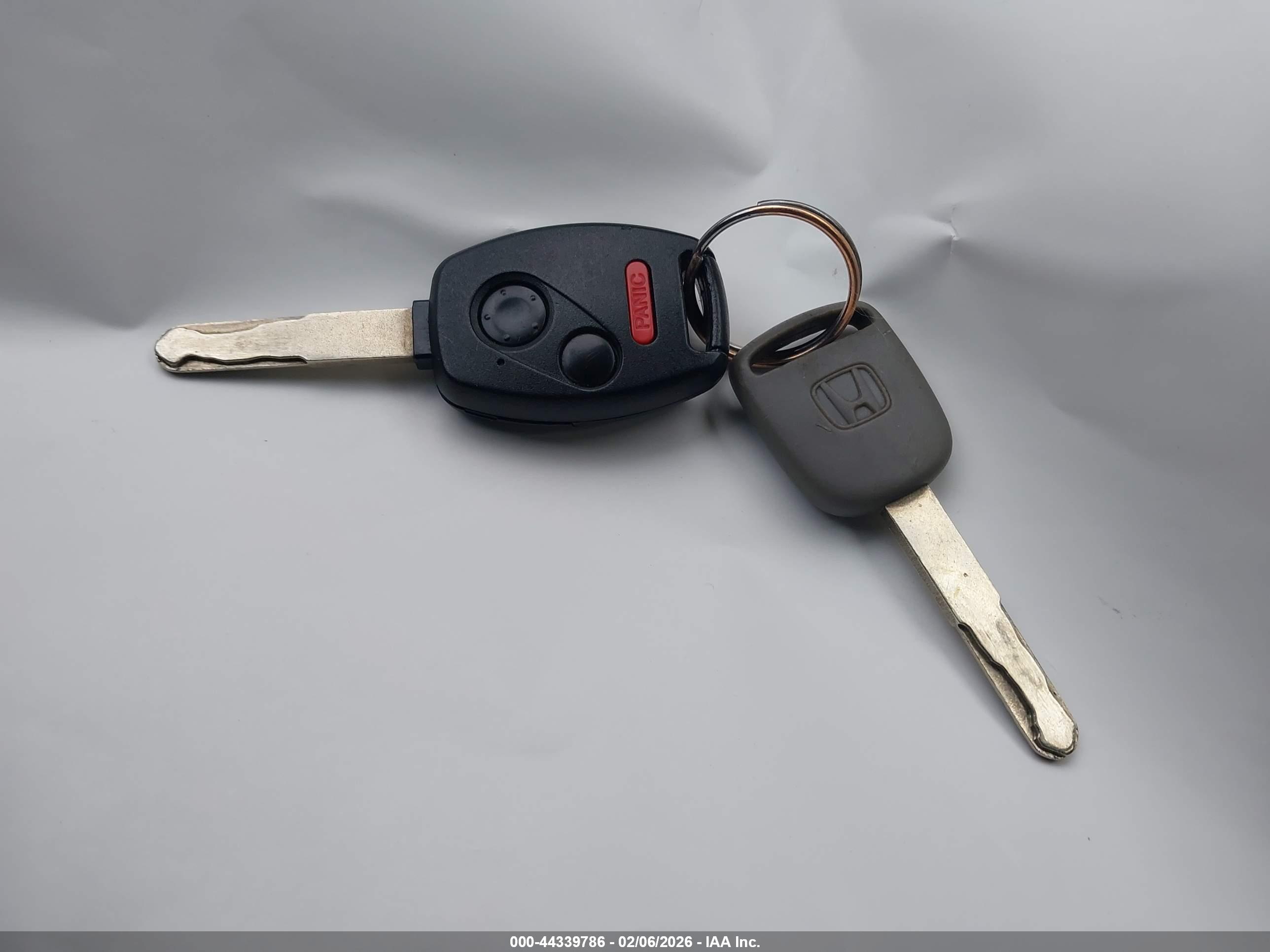 HONDA CIVIC image 11