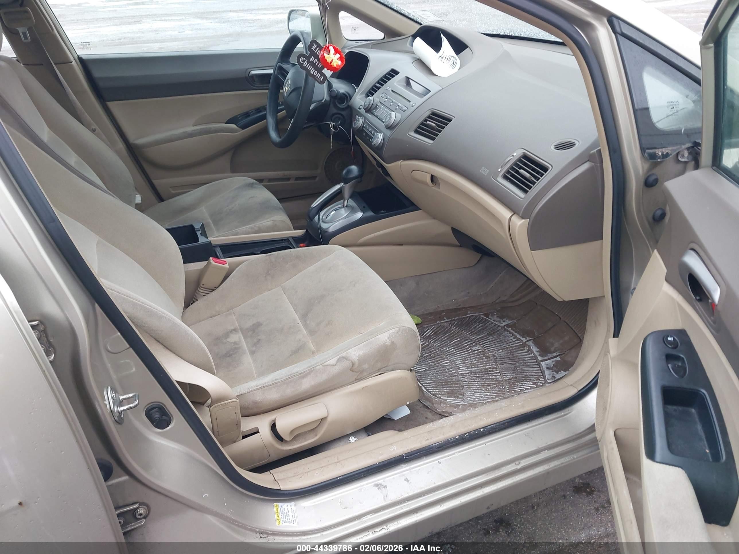 HONDA CIVIC image 5