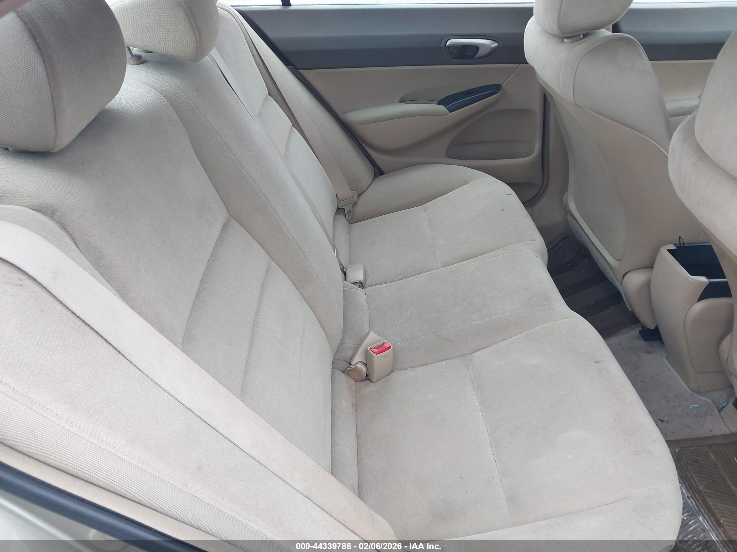 HONDA CIVIC image 8