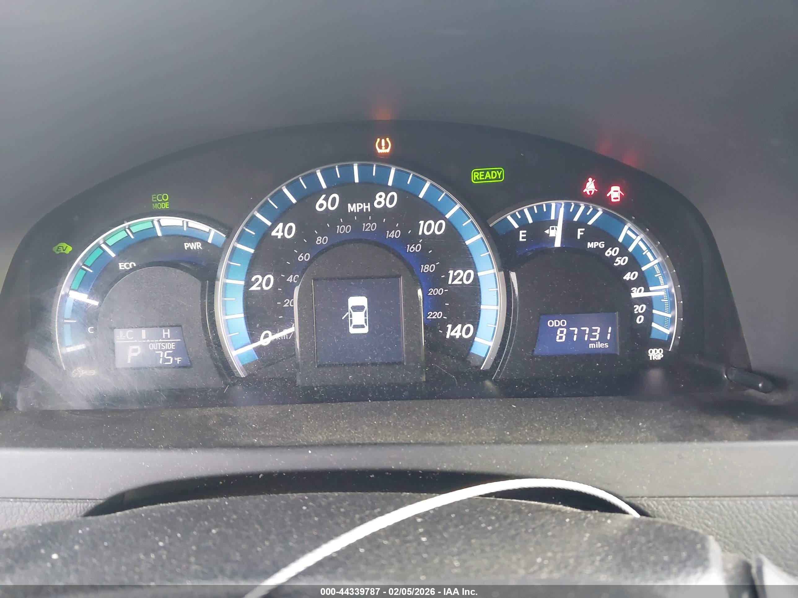 TOYOTA CAMRY image 7
