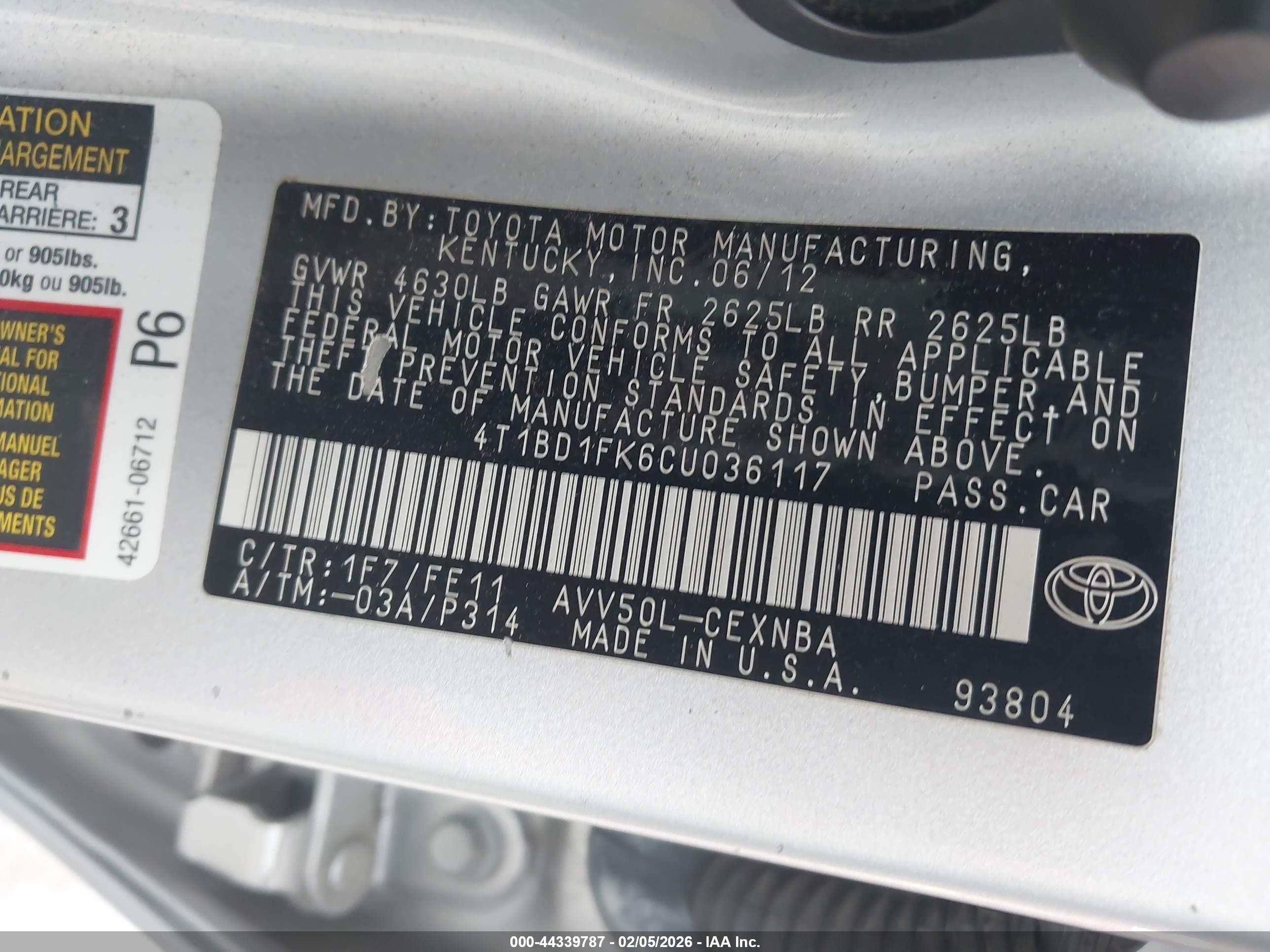 TOYOTA CAMRY image 9