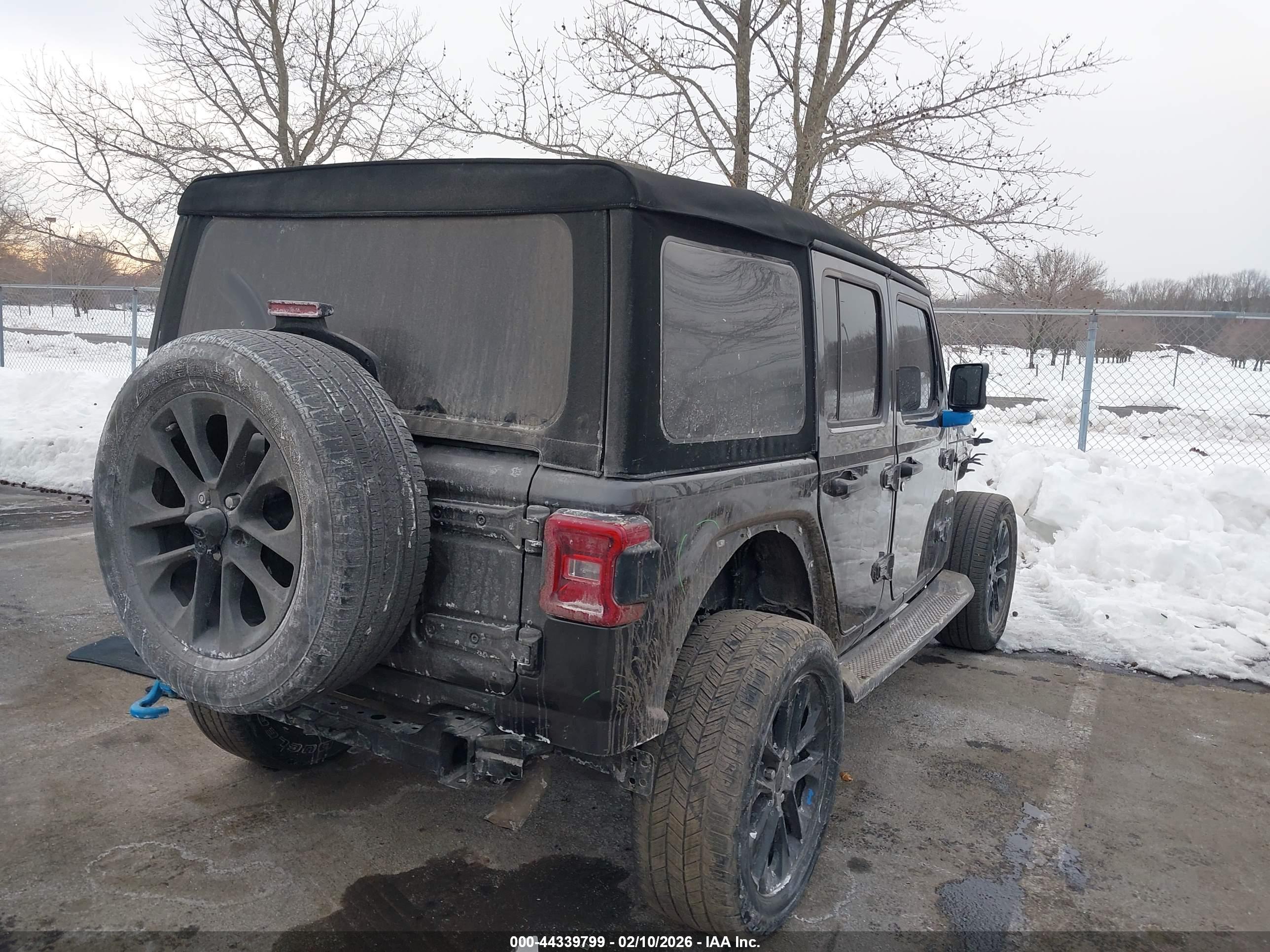 JEEP WRANGLER image 4