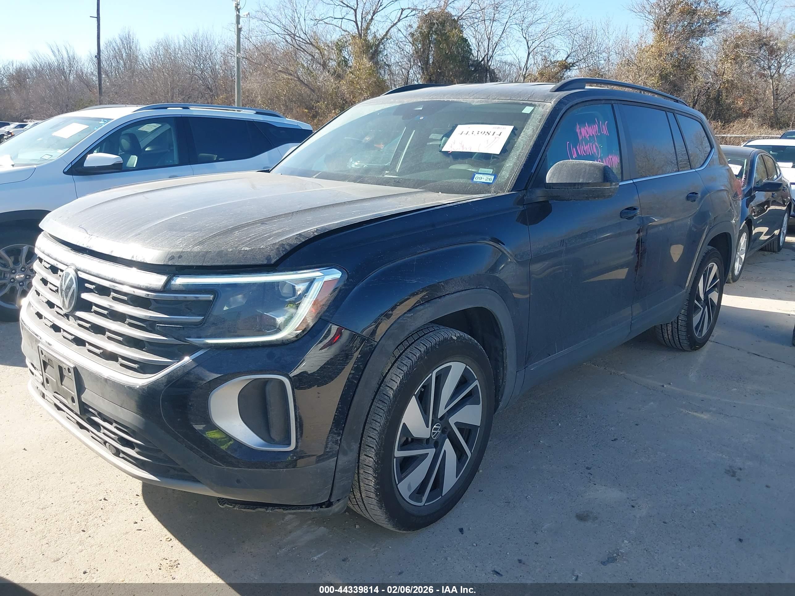VOLKSWAGEN ATLAS image 2