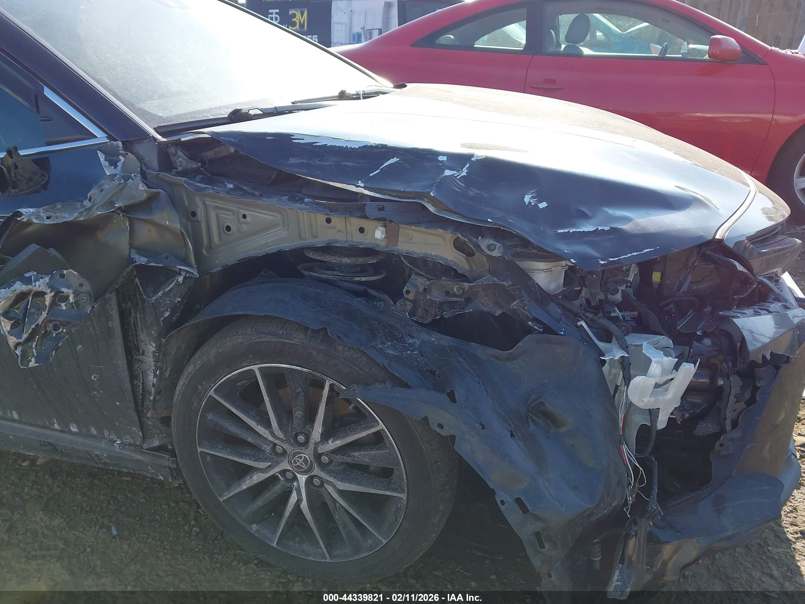 TOYOTA CAMRY image 6