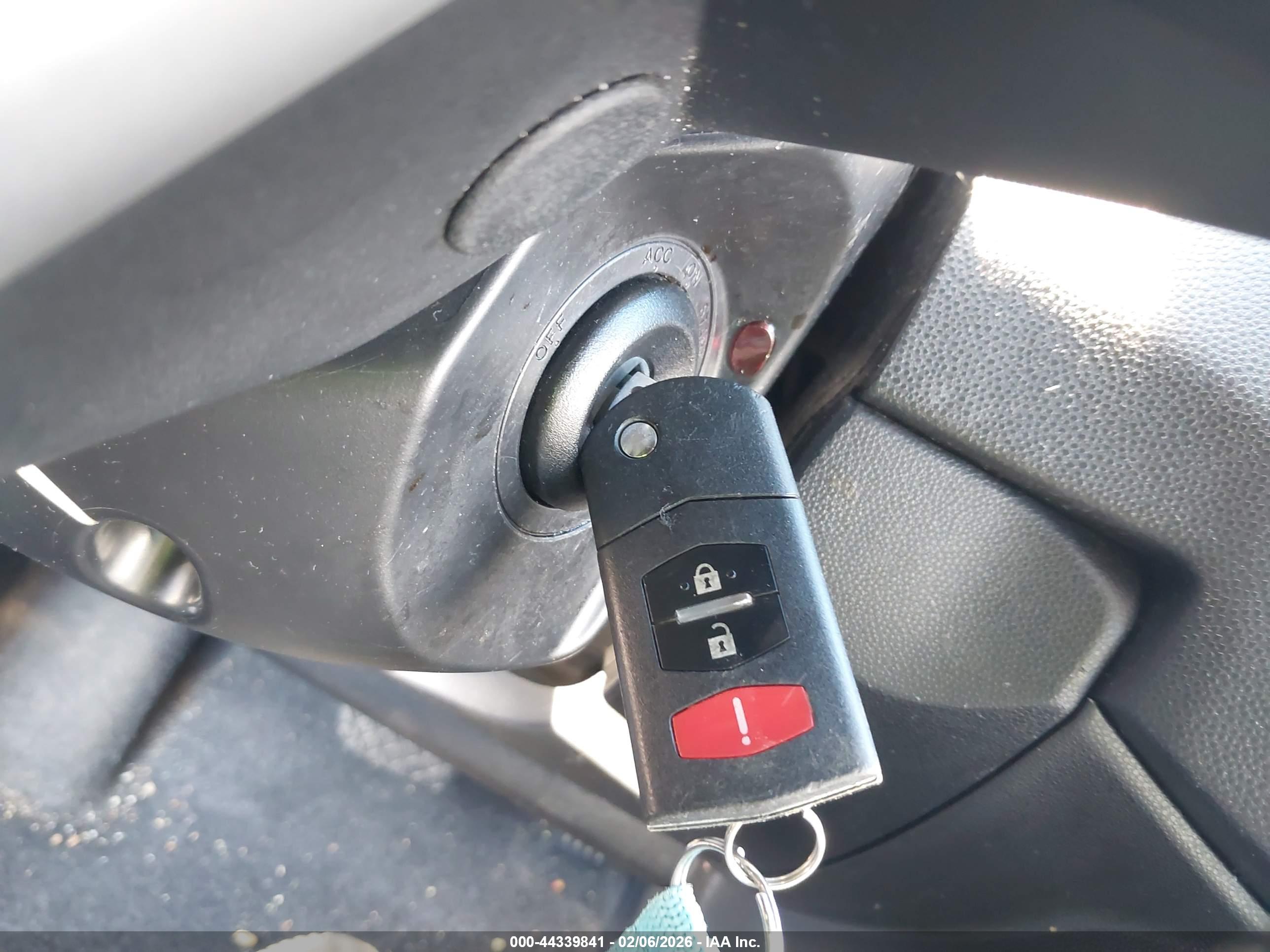MAZDA MAZDA5 image 11