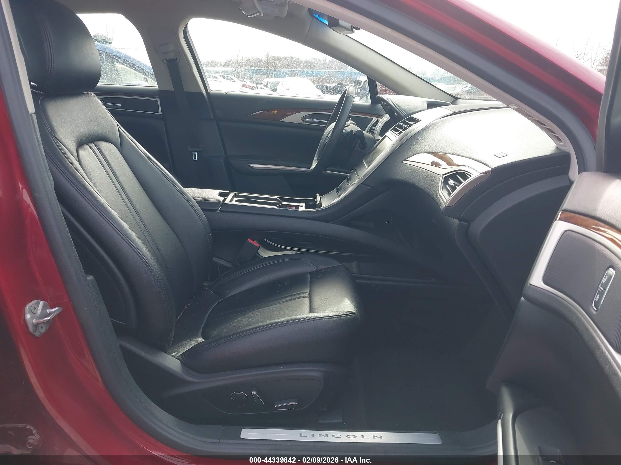 LINCOLN MKZ image 5