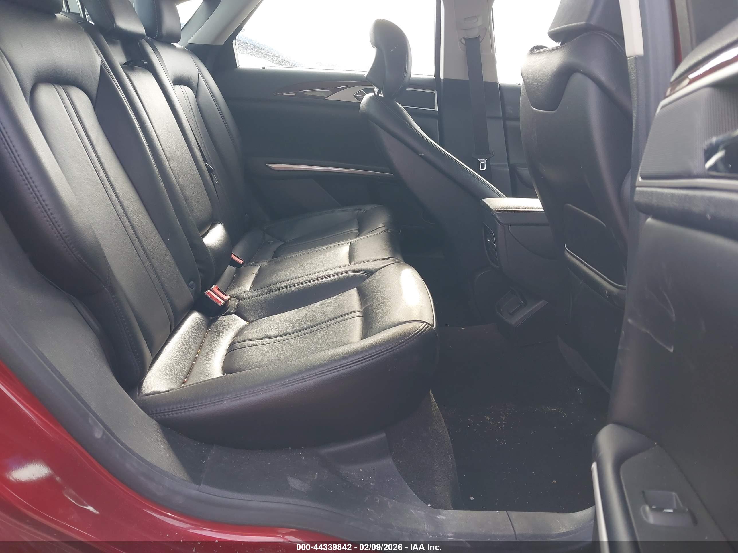 LINCOLN MKZ image 8