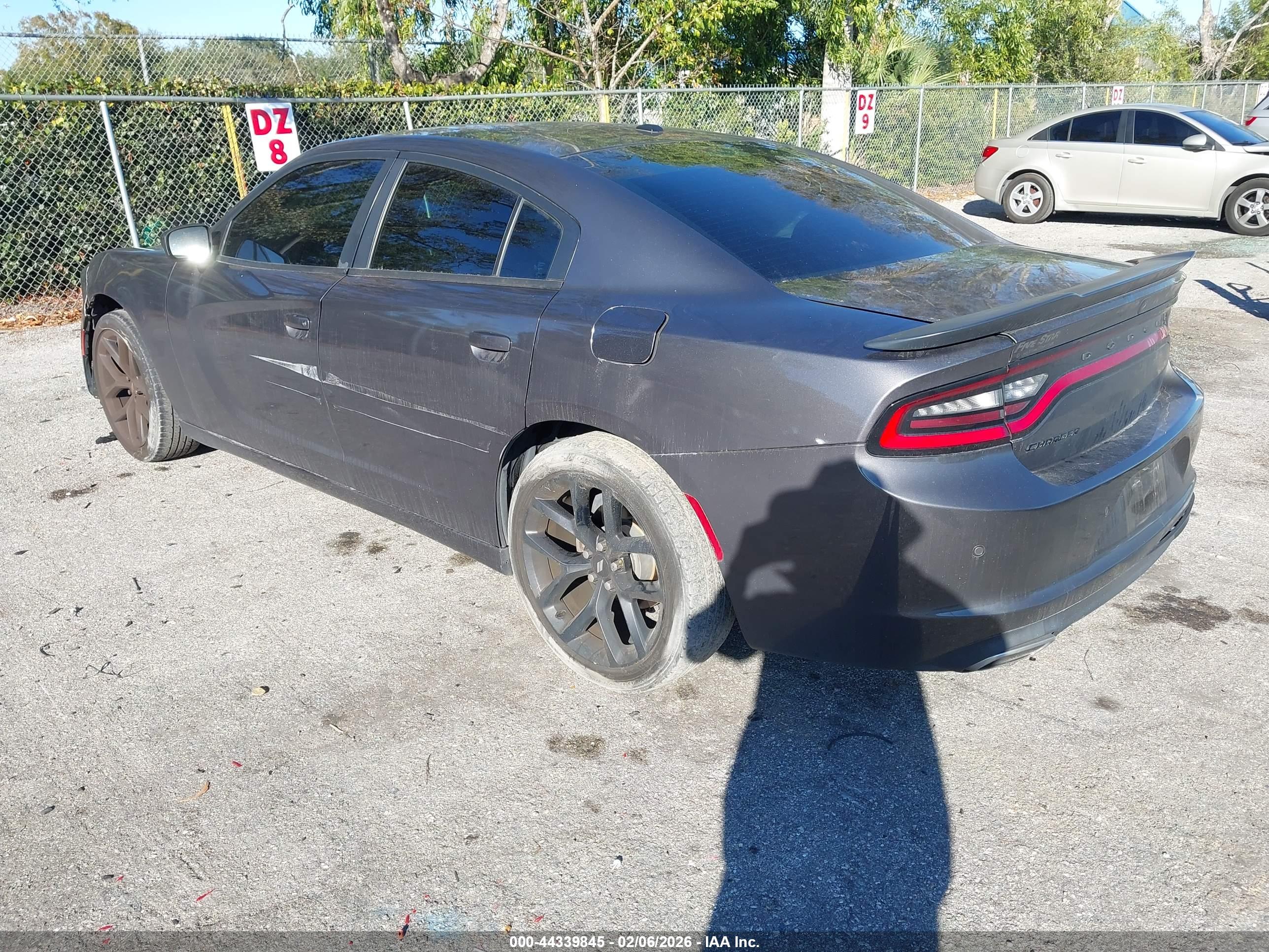 DODGE CHARGER image 3