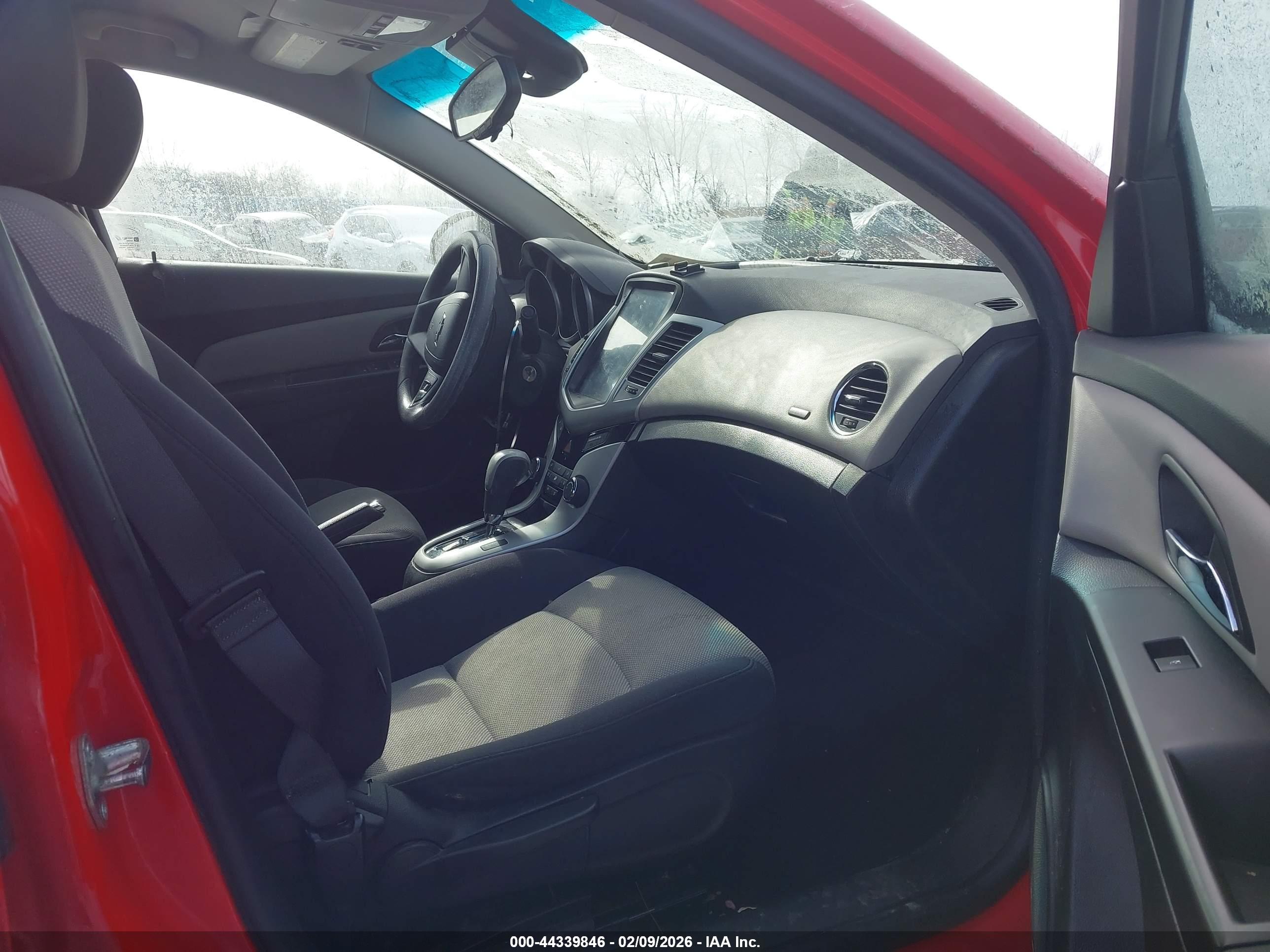 CHEVROLET CRUZE image 5