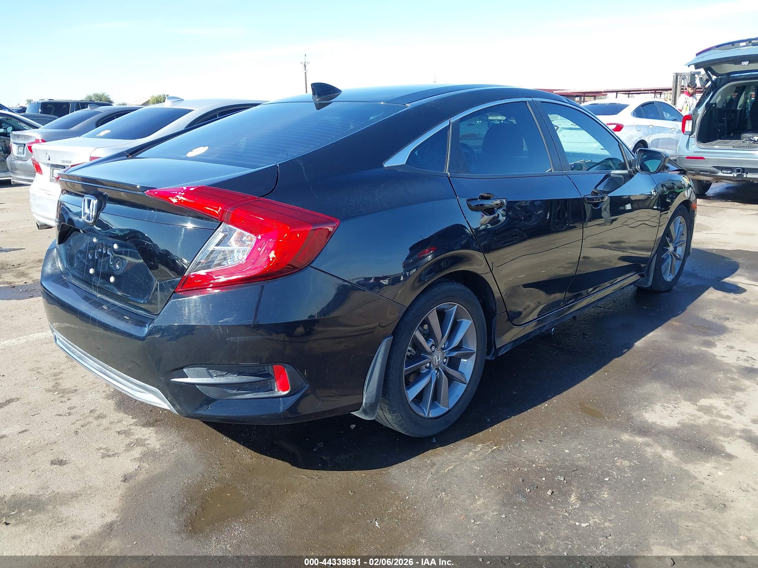 HONDA CIVIC image 4