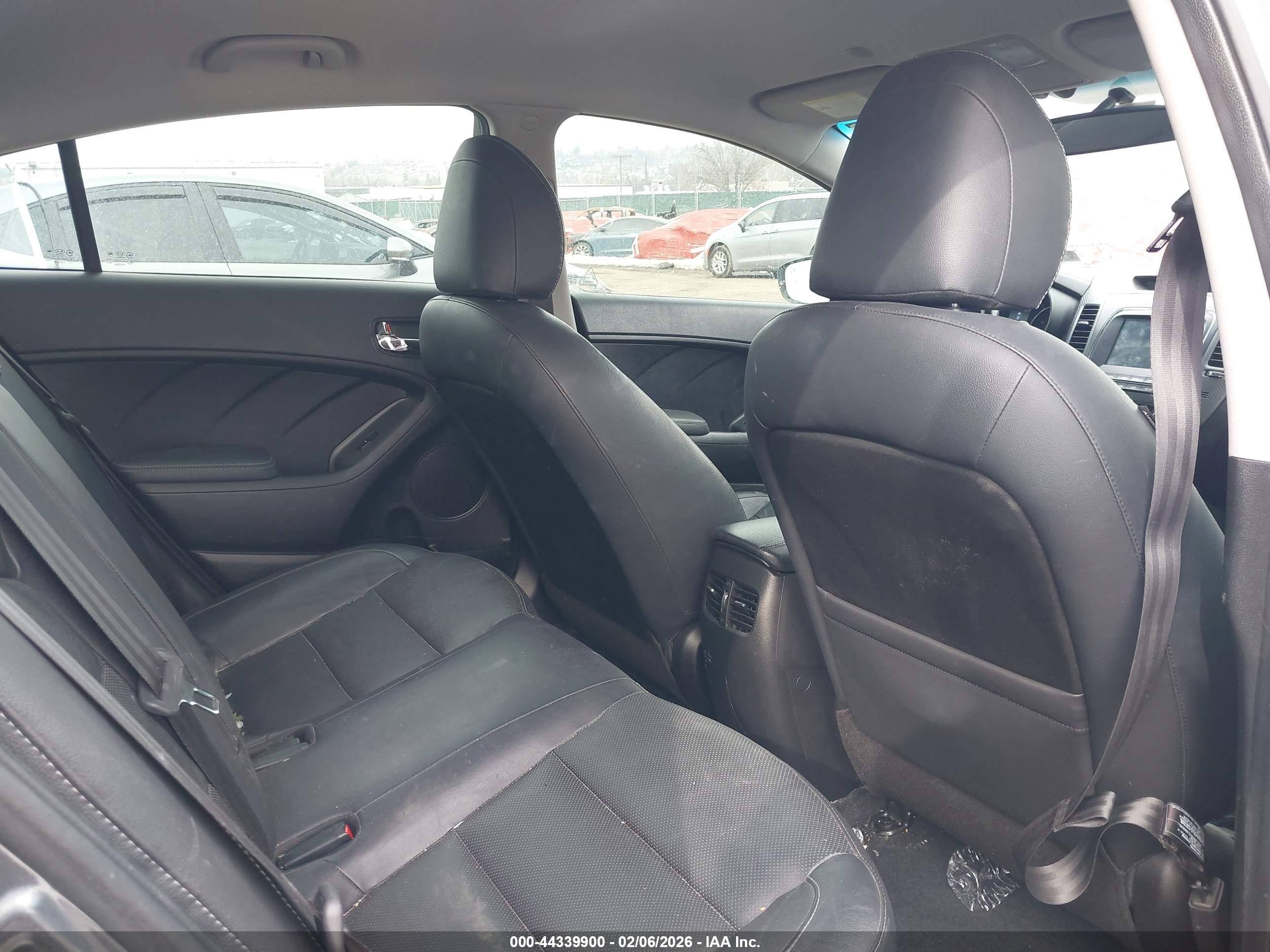KIA FORTE image 8