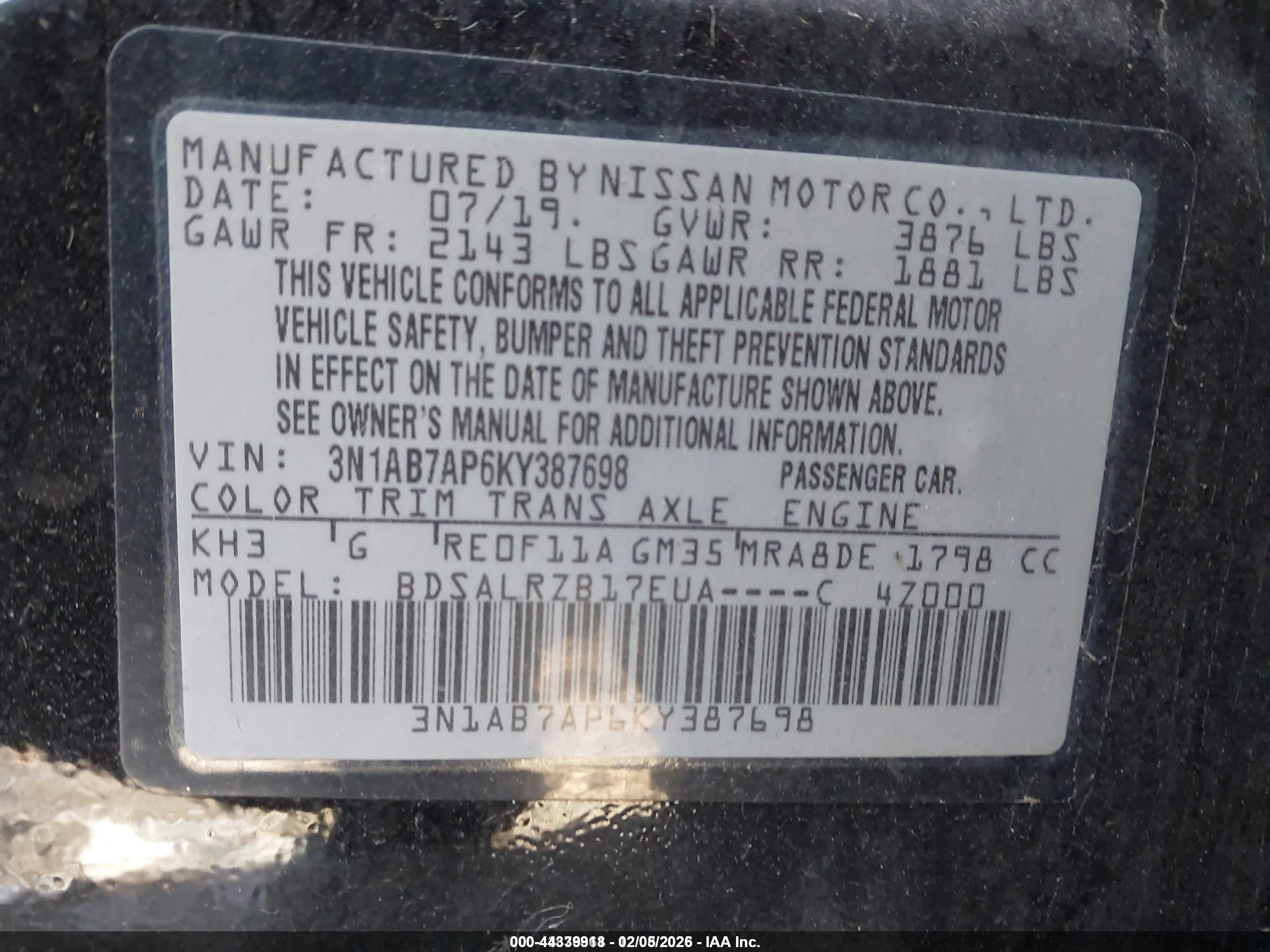 NISSAN SENTRA image 9