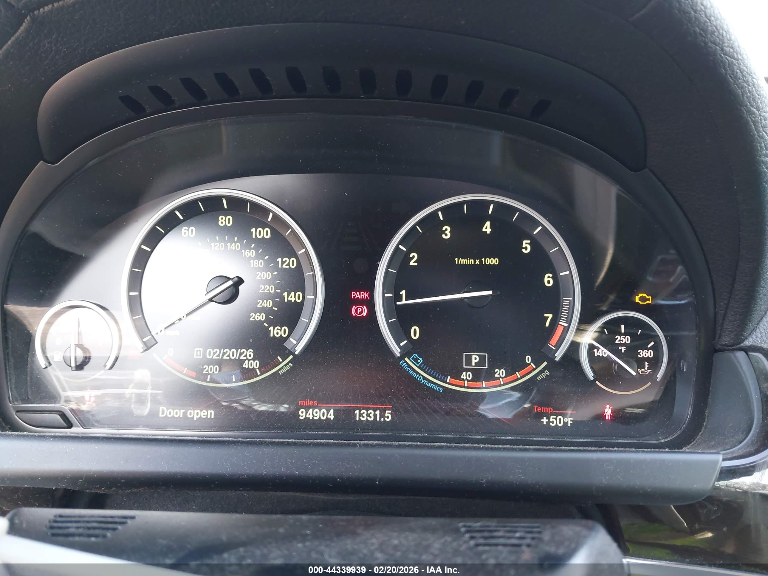 BMW 640I image 7