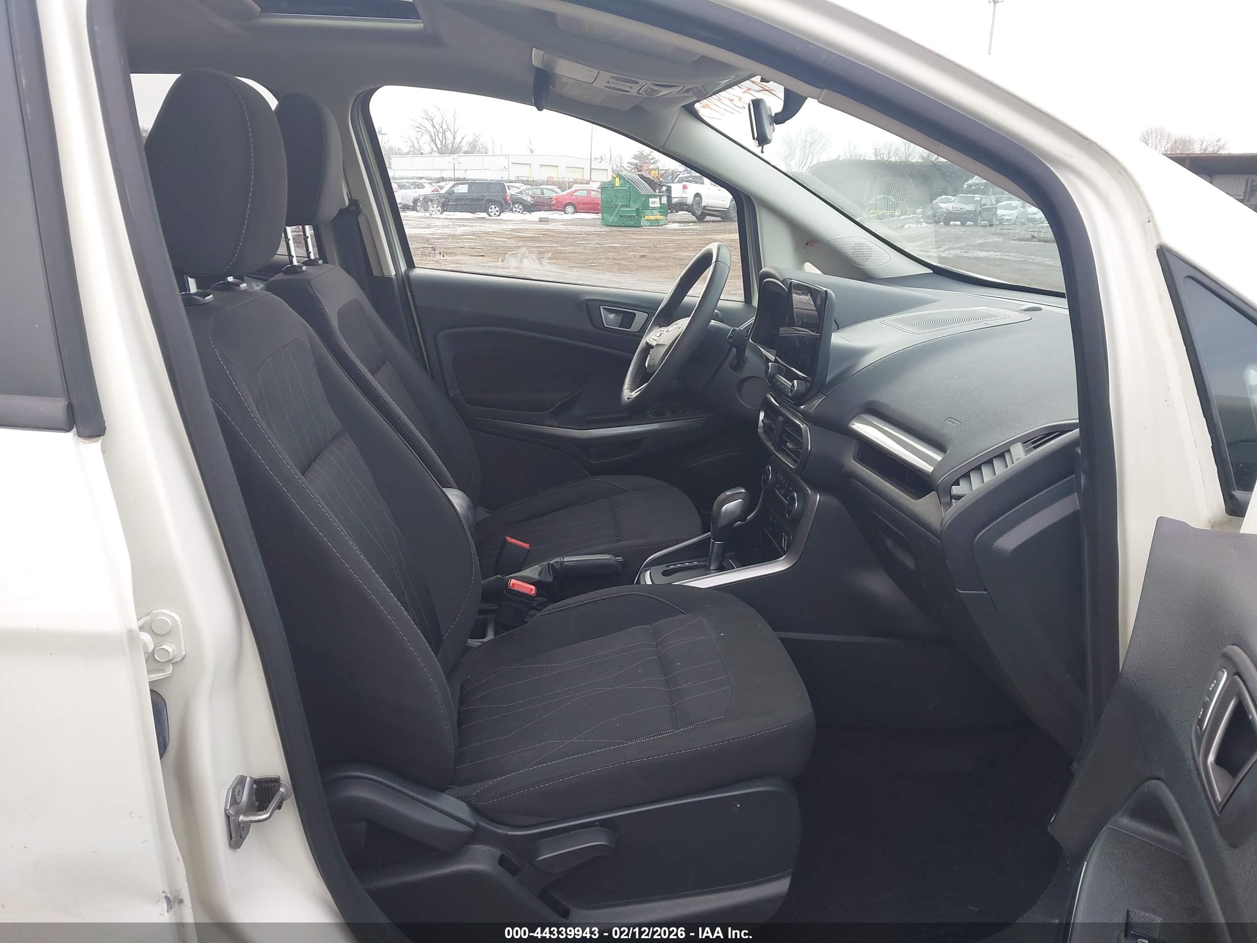 FORD ECOSPORT image 5