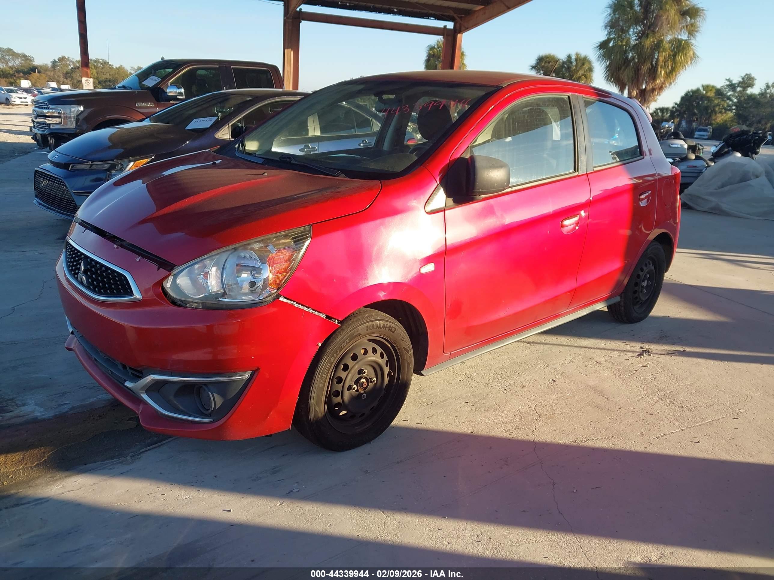 MITSUBISHI MIRAGE image 2