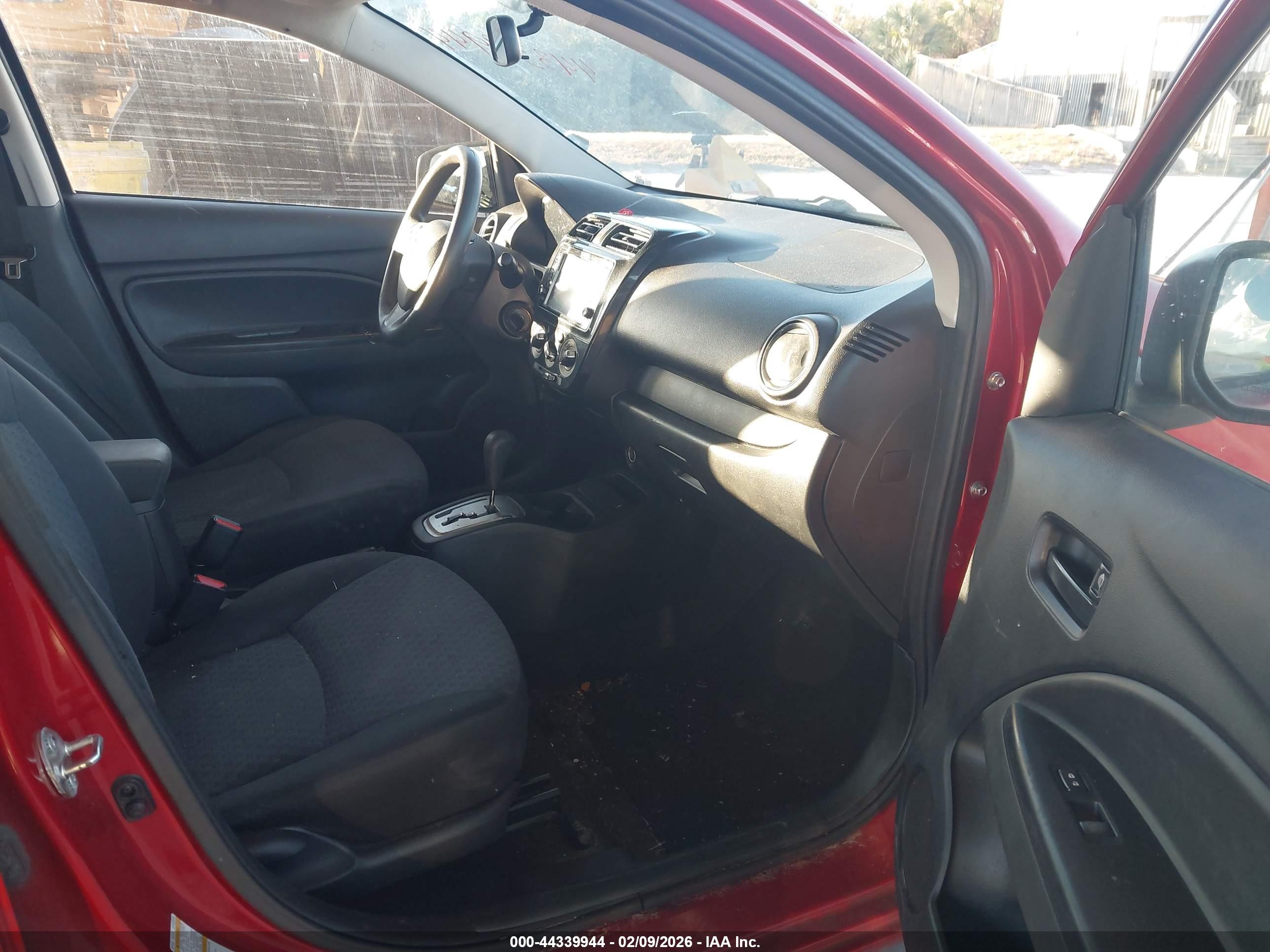 MITSUBISHI MIRAGE image 5