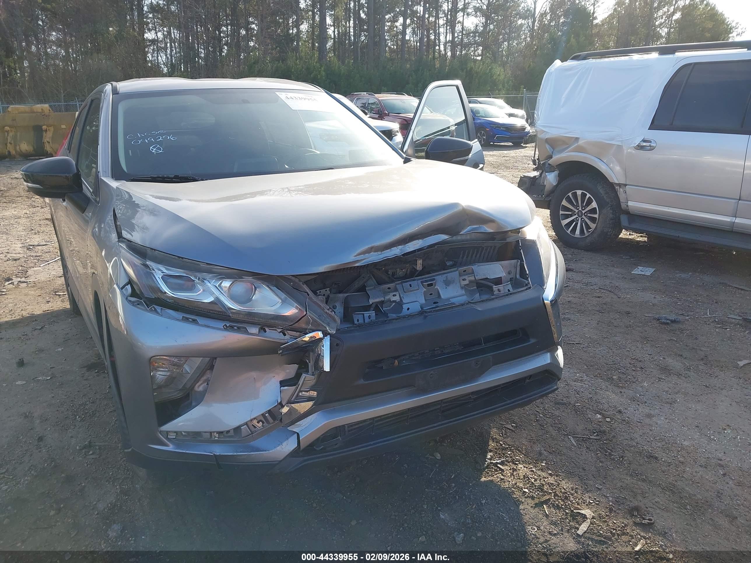 MITSUBISHI ECLIPSE image 6