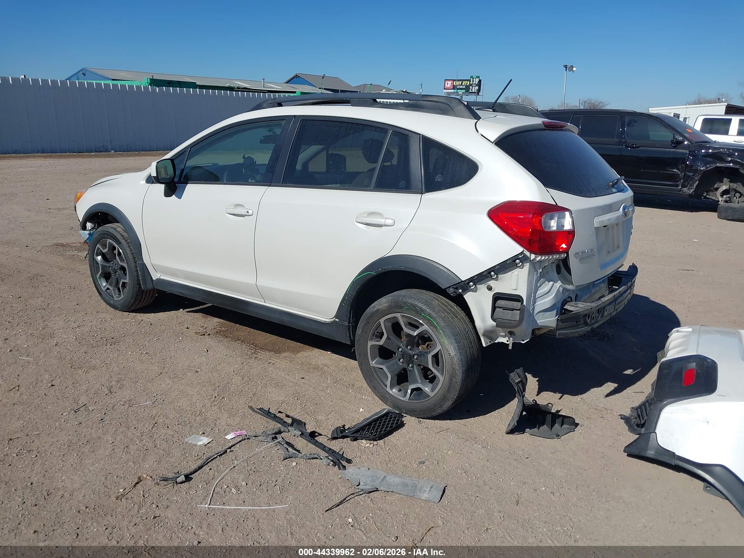 SUBARU XV image 3