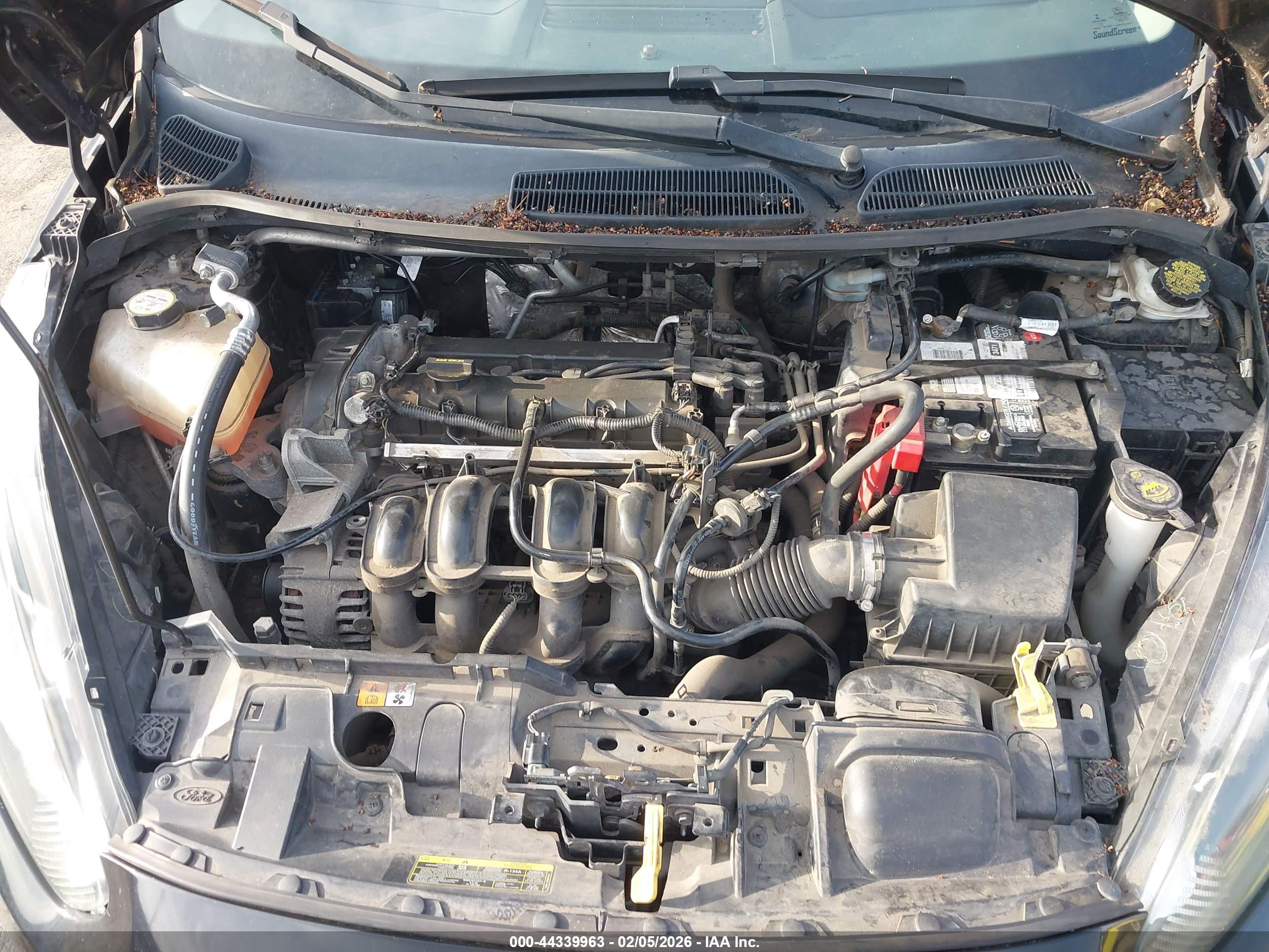 FORD FIESTA image 10