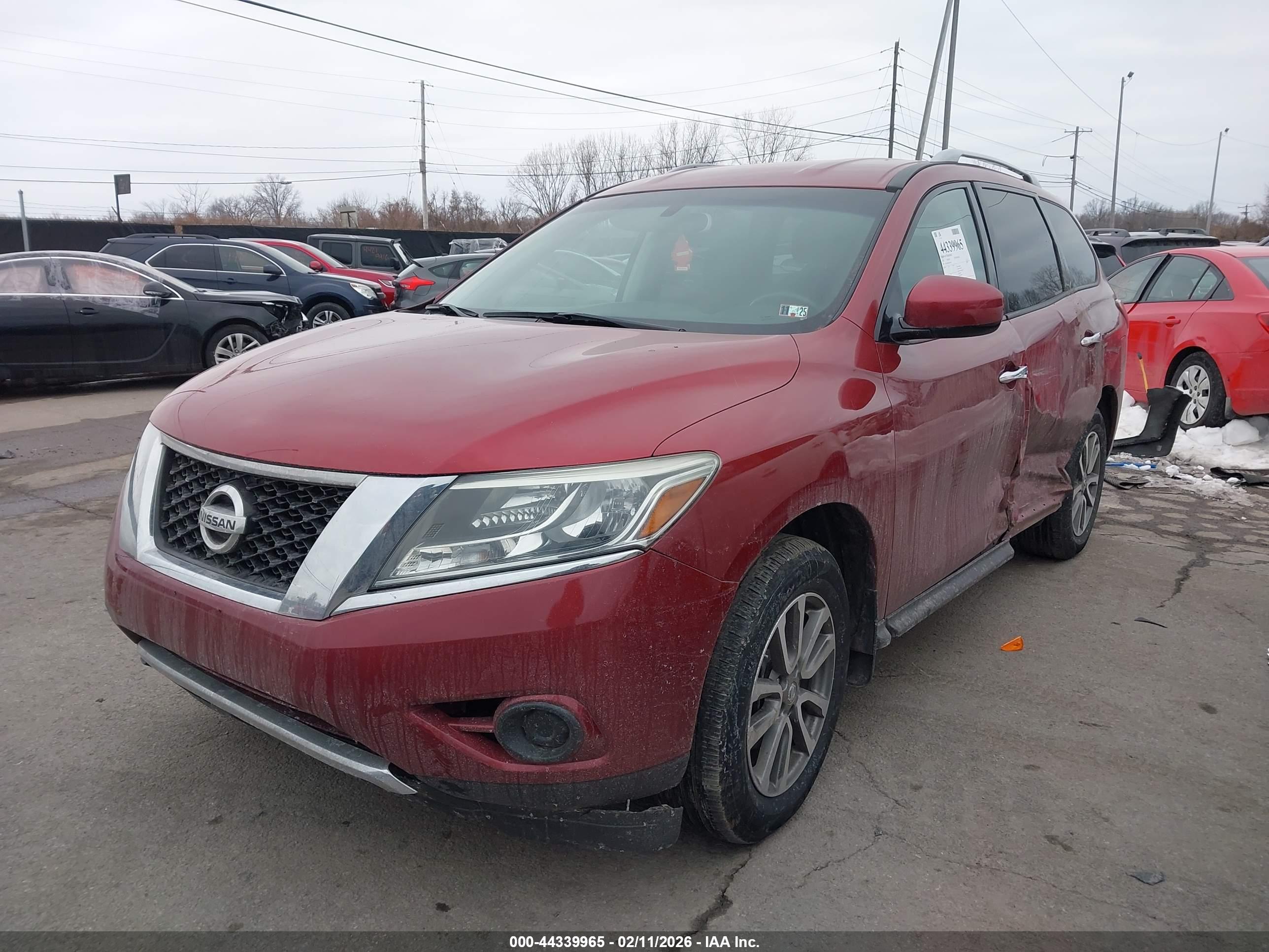 NISSAN PATHFINDER image 2