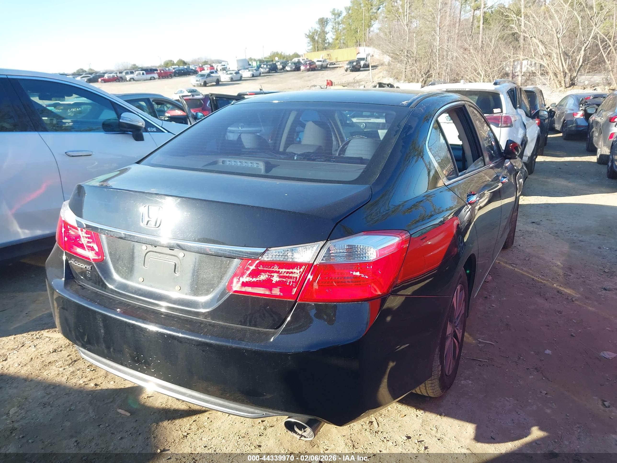 HONDA ACCORD image 4