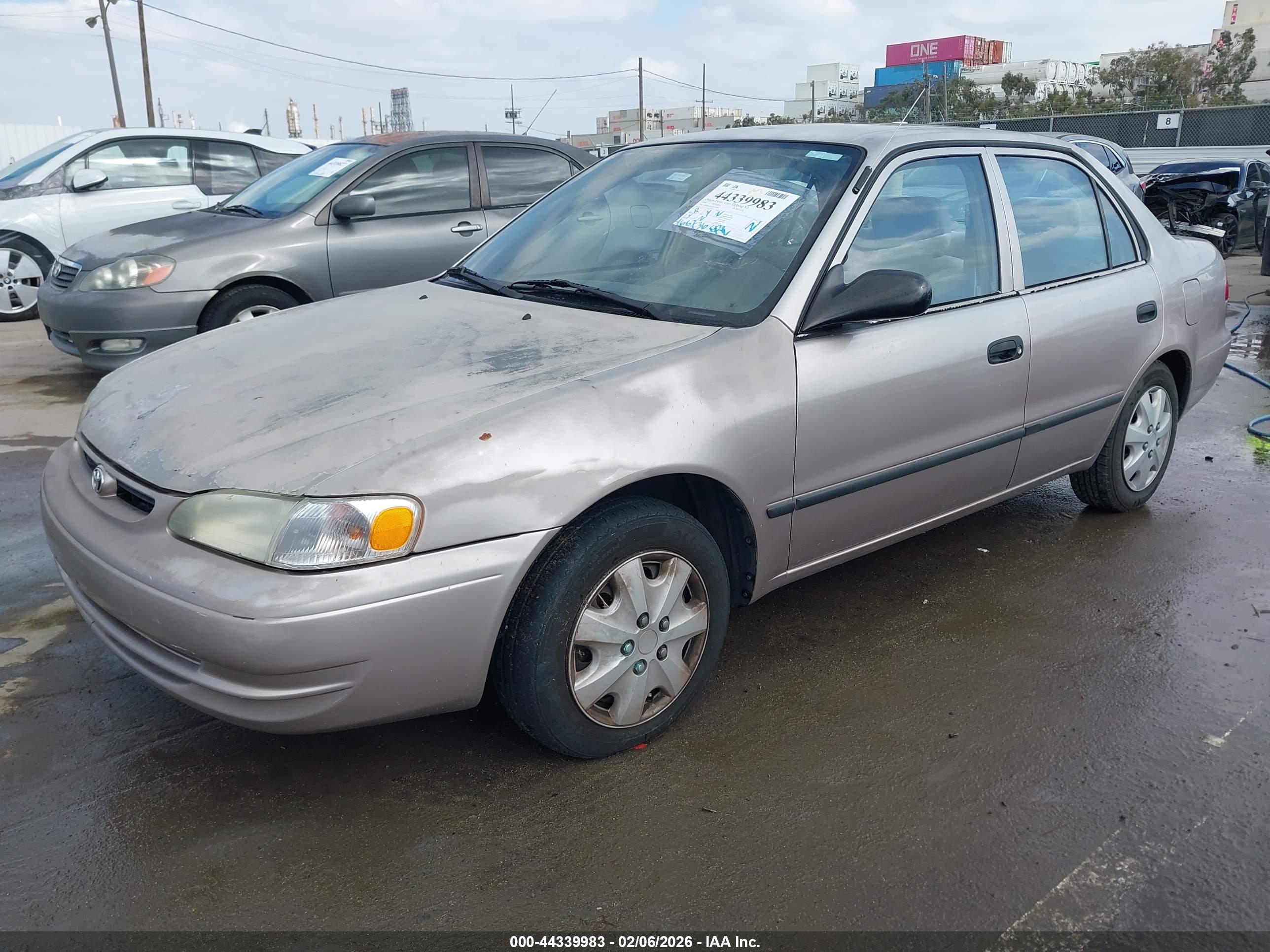 TOYOTA COROLLA image 2