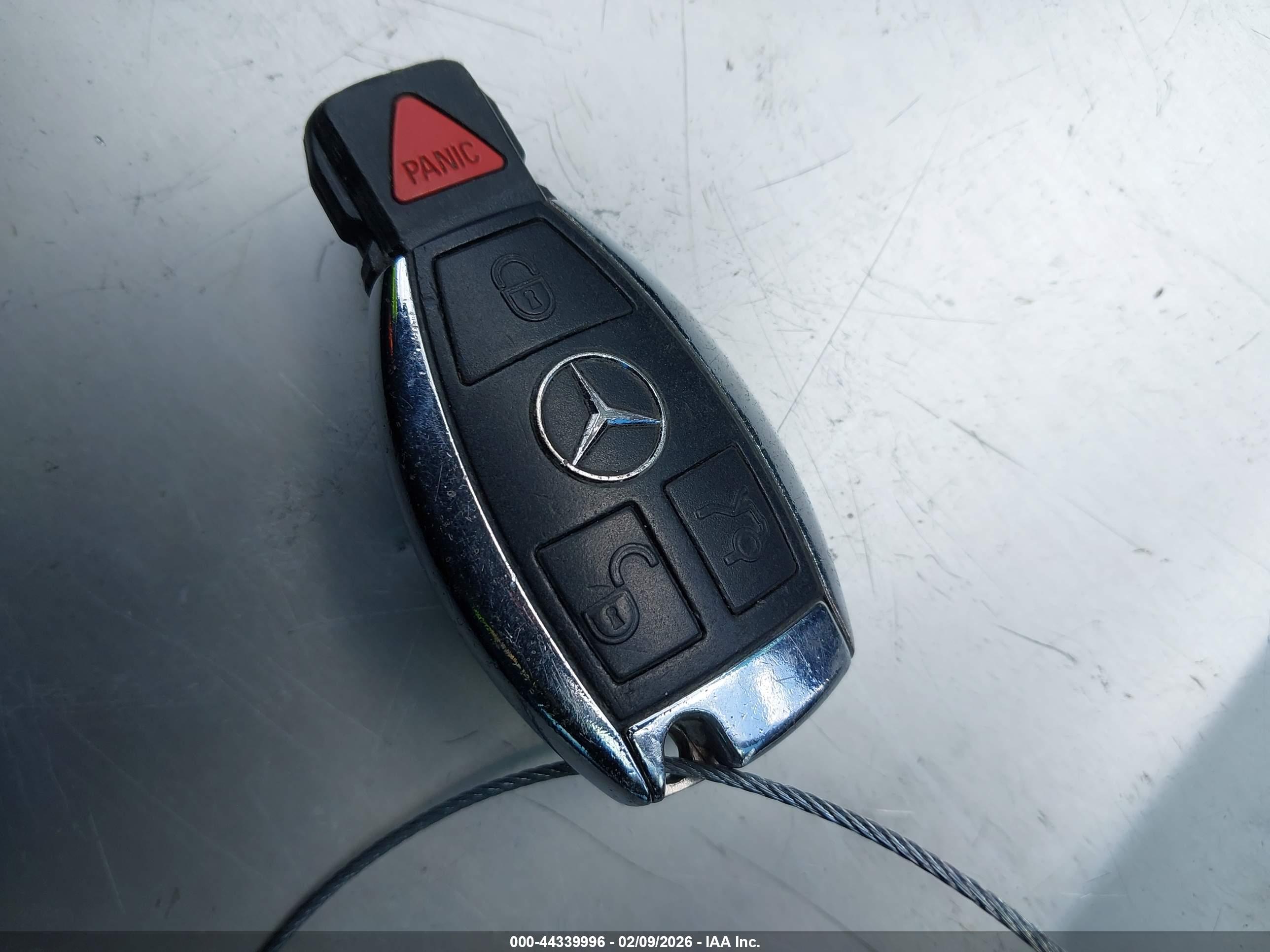 MERCEDES-BENZ C image 11