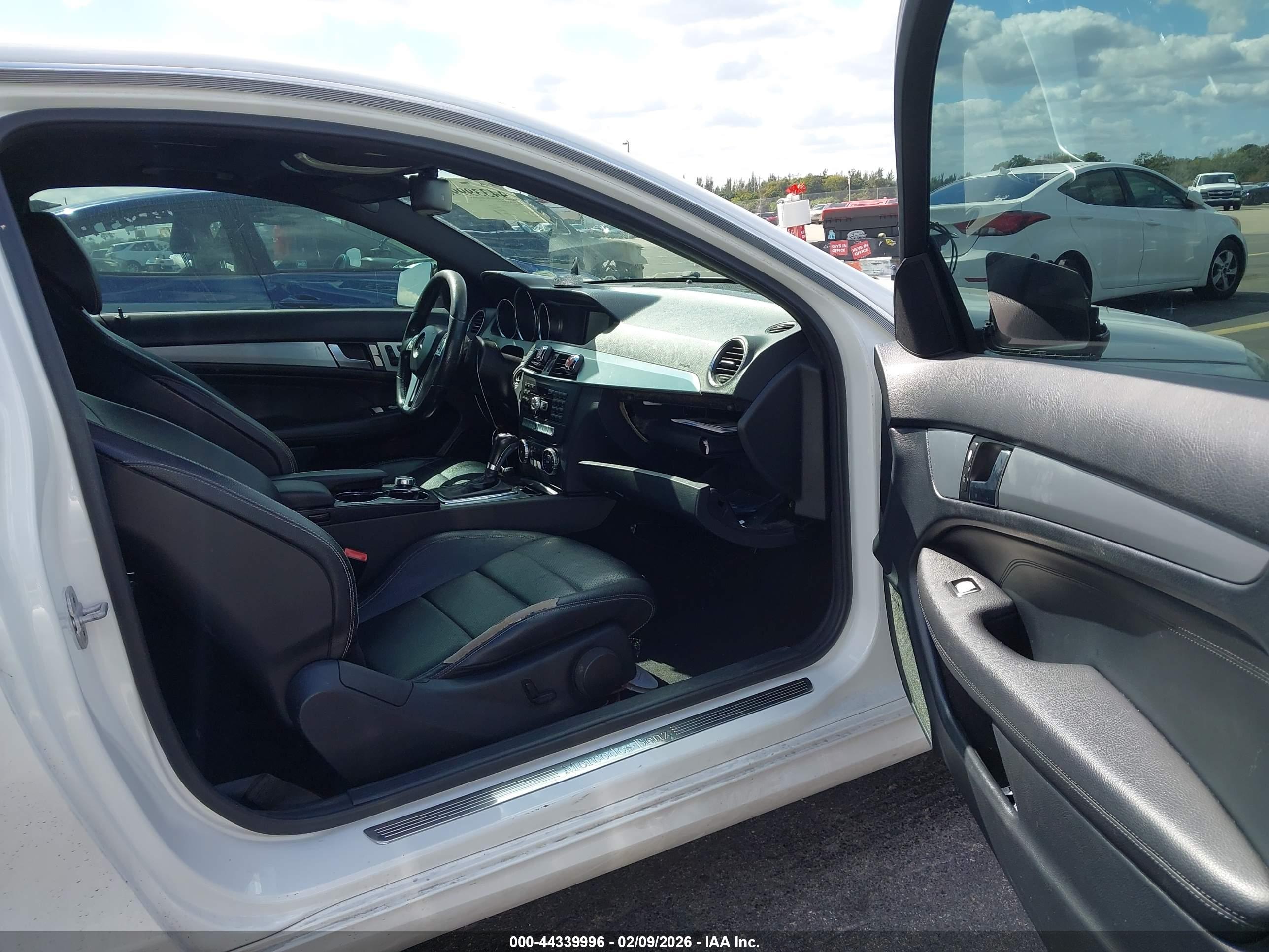 MERCEDES-BENZ C image 5
