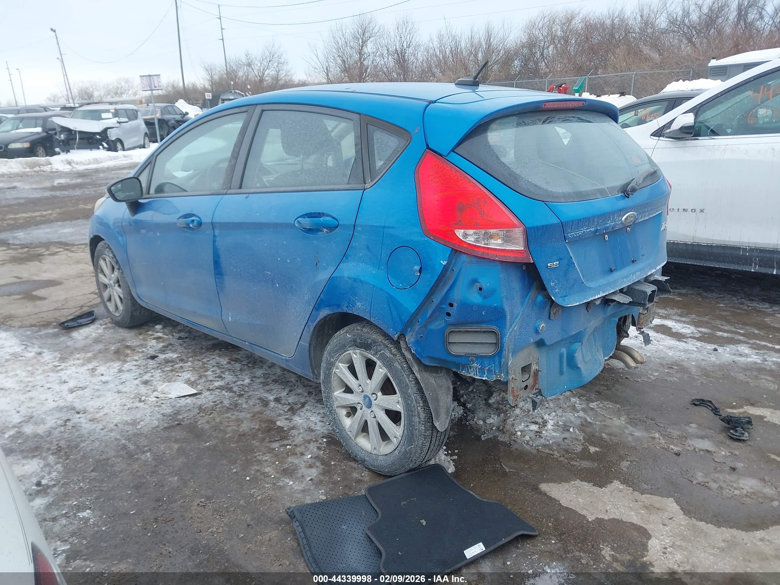 FORD FIESTA image 3
